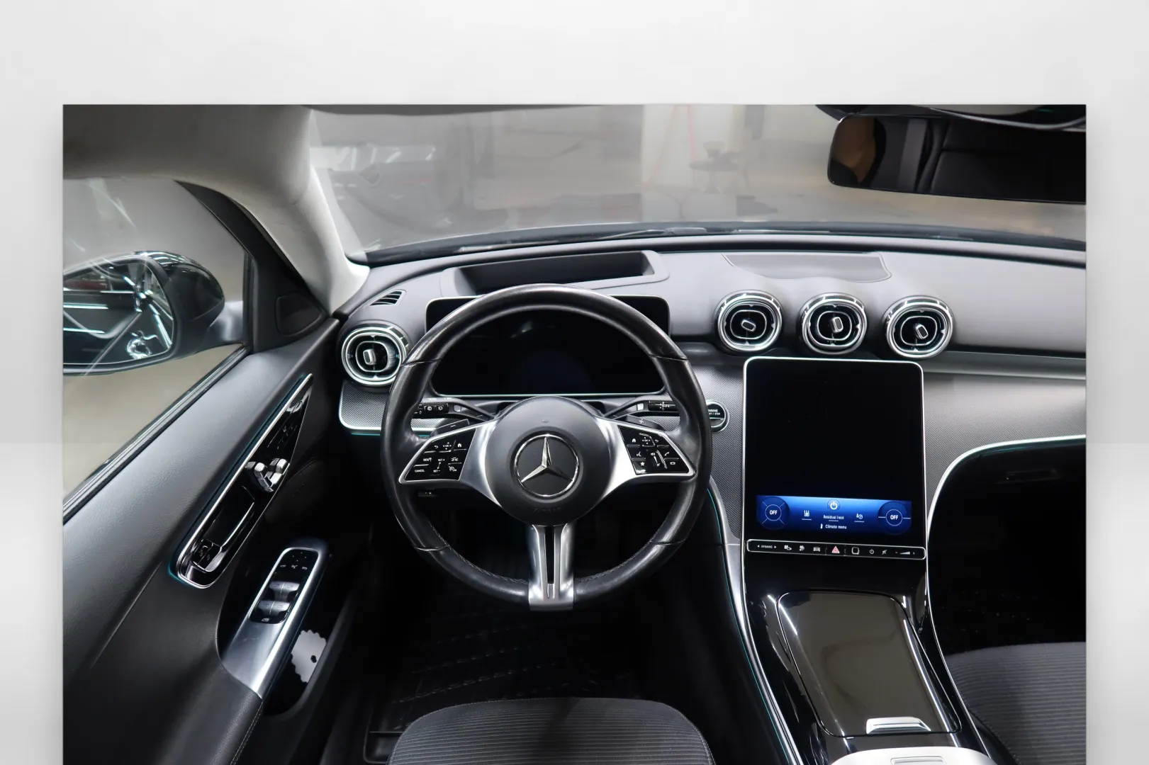 MERCEDES-BENZ C MOT-234 carousel image