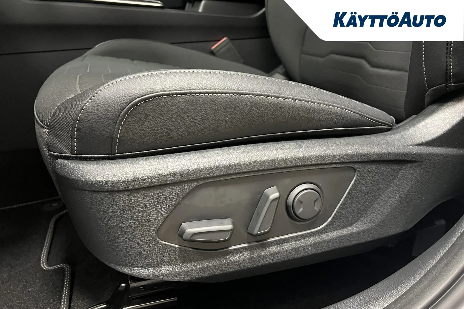 Kia Sportage JON-297 carousel image