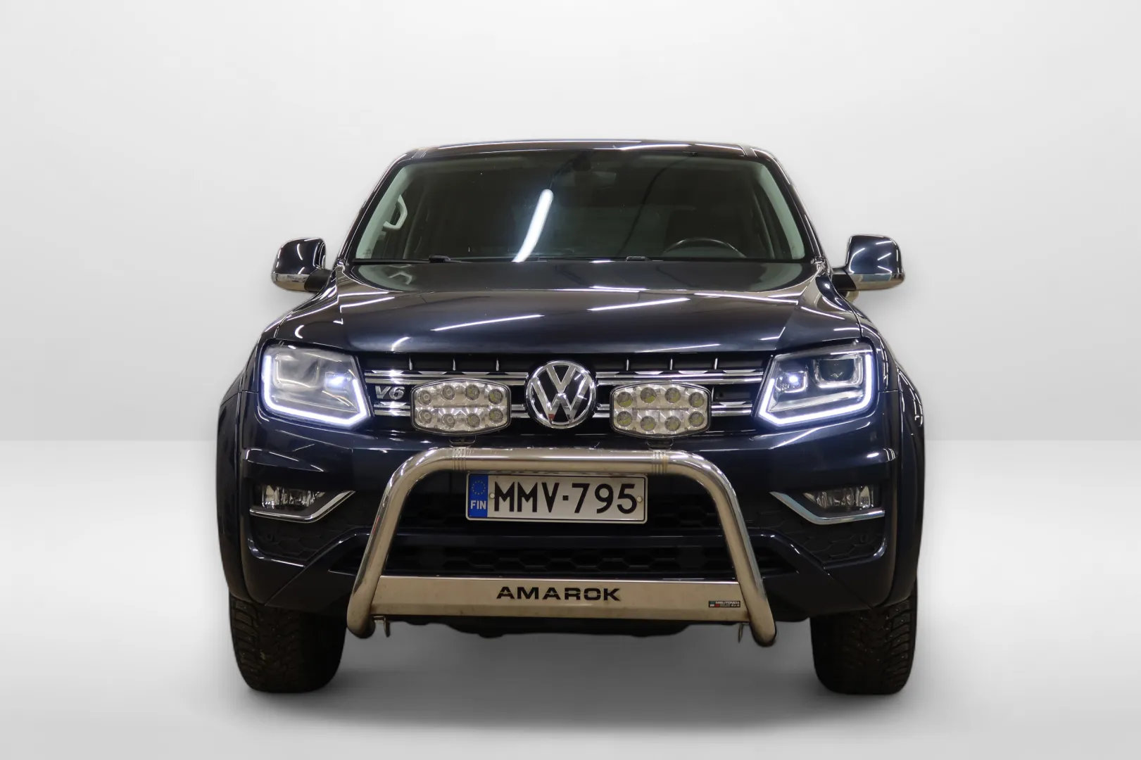 VOLKSWAGEN Amarok MMV-795 carousel image