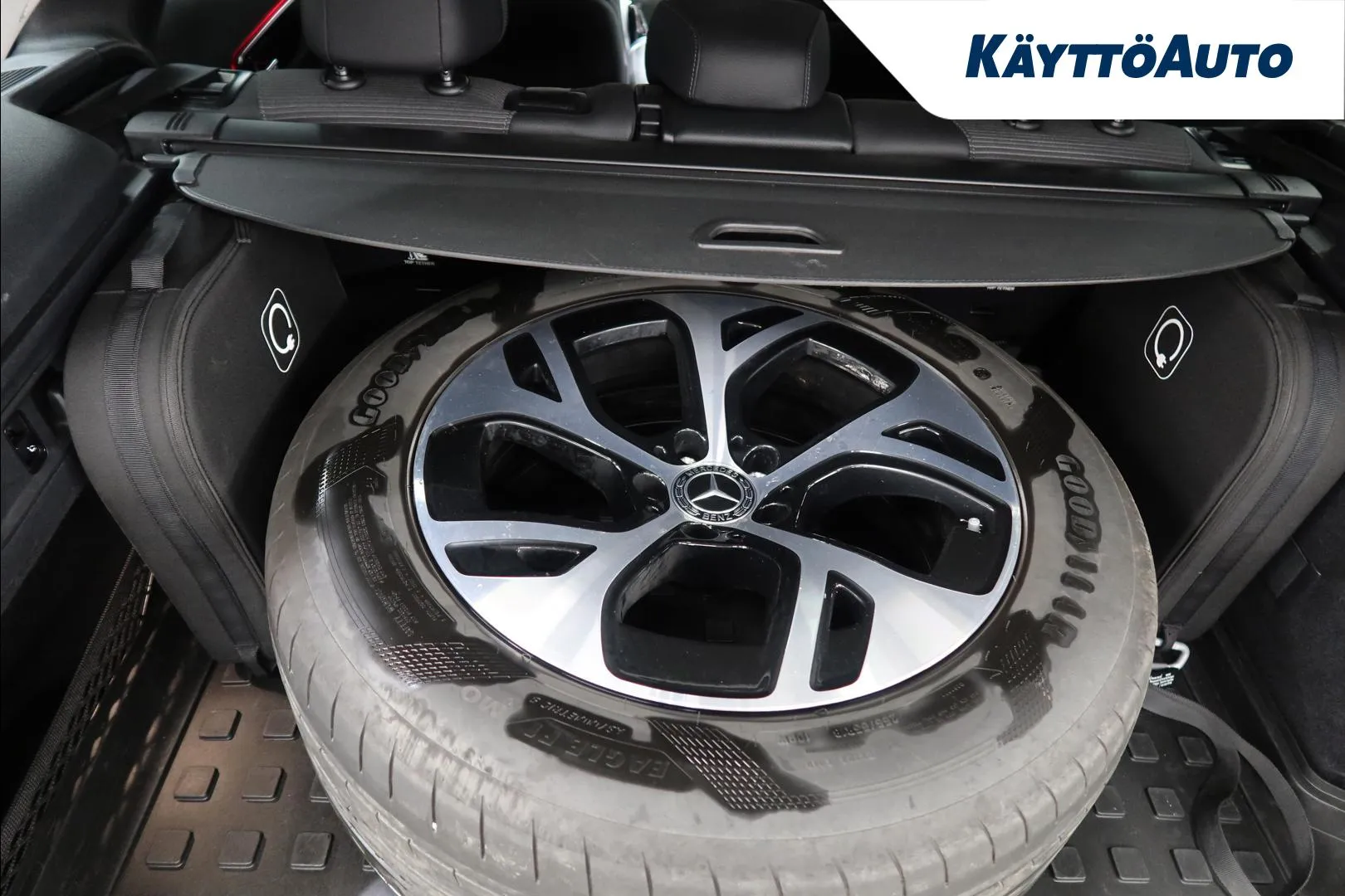 MERCEDES-BENZ GLC XSK-305 carousel image