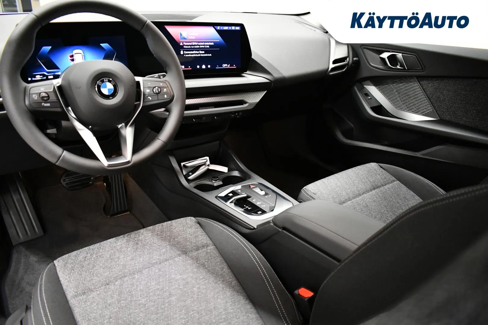 BMW 120 KXN-584 carousel image