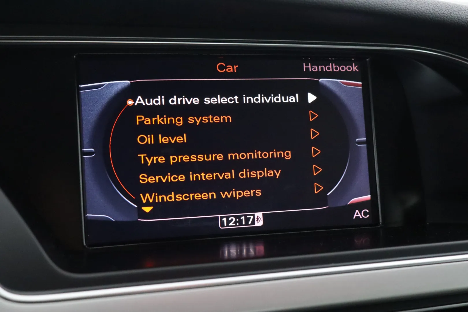 AUDI A5 OOZ-217 carousel image