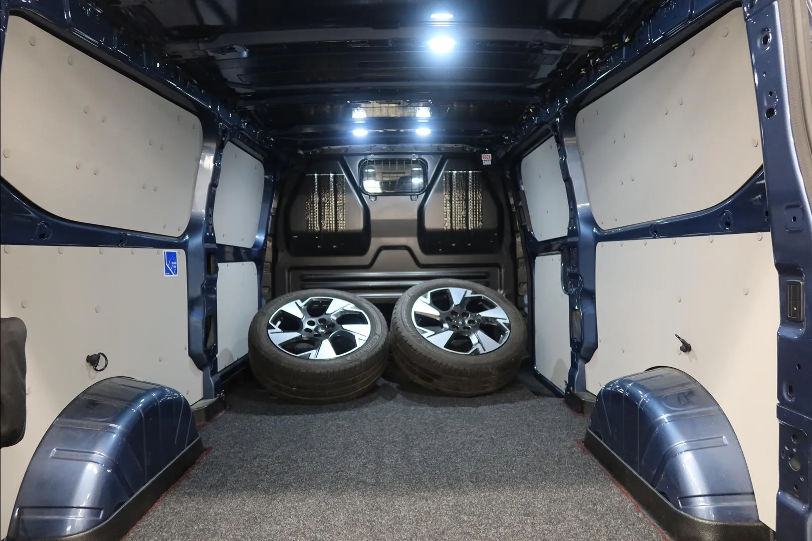 Ford Transit Custom NNL-441 carousel image