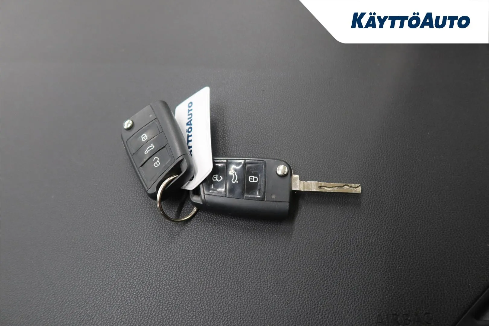 VOLKSWAGEN Golf Sportsvan VZS-798 carousel image