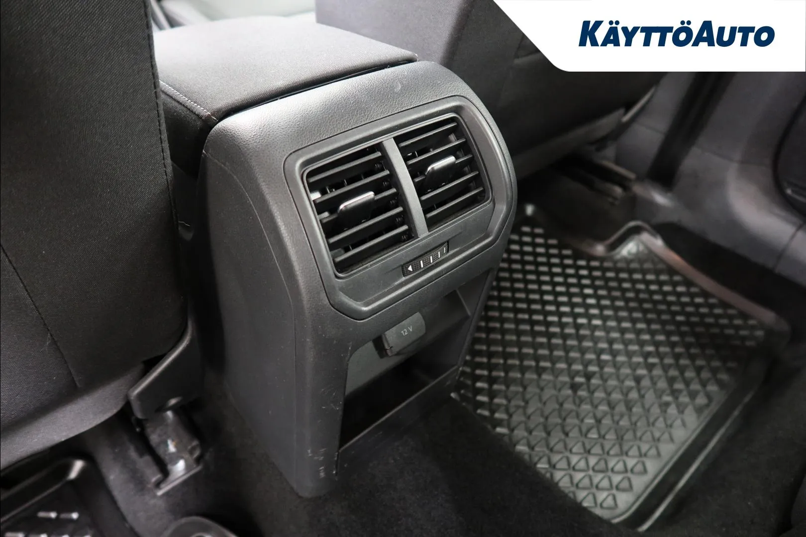 VOLKSWAGEN Golf Sportsvan VZS-798 carousel image