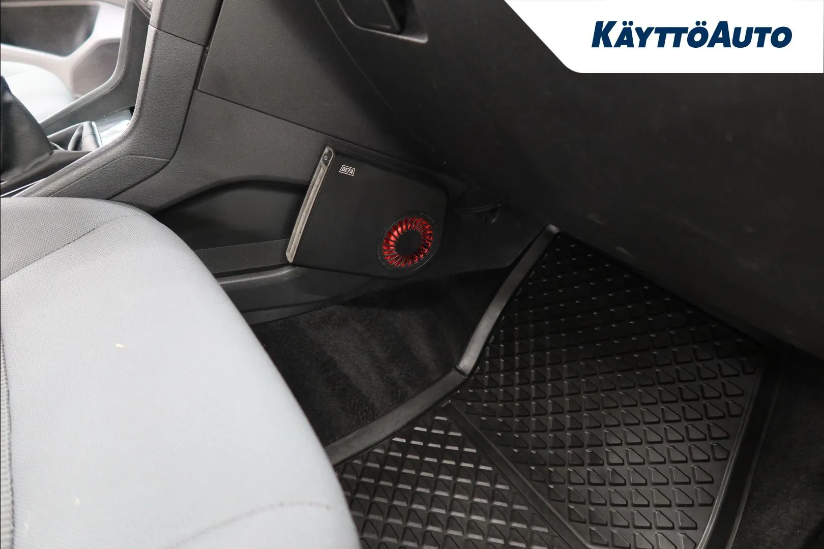 VOLKSWAGEN Golf Sportsvan VZS-798 carousel image