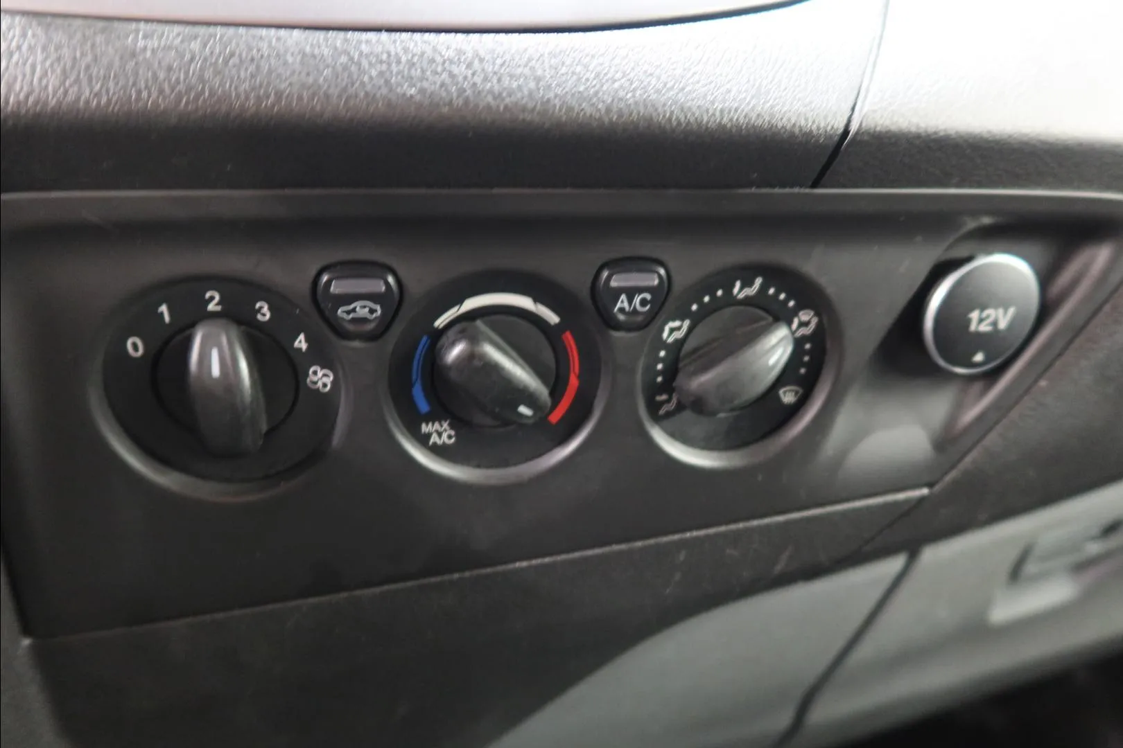 FORD Transit Custom EOR-466 carousel image