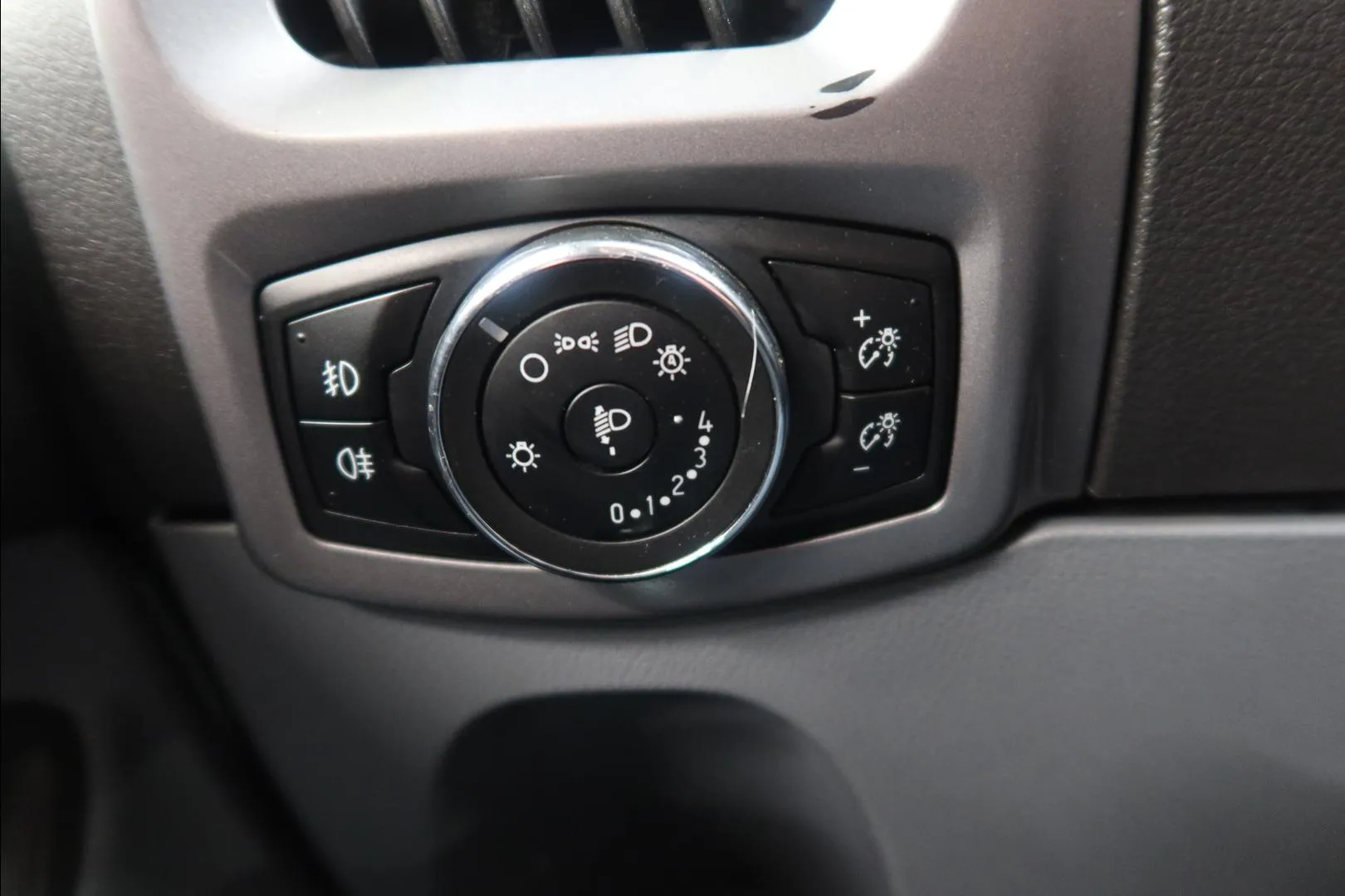 FORD Transit Custom EOR-466 carousel image