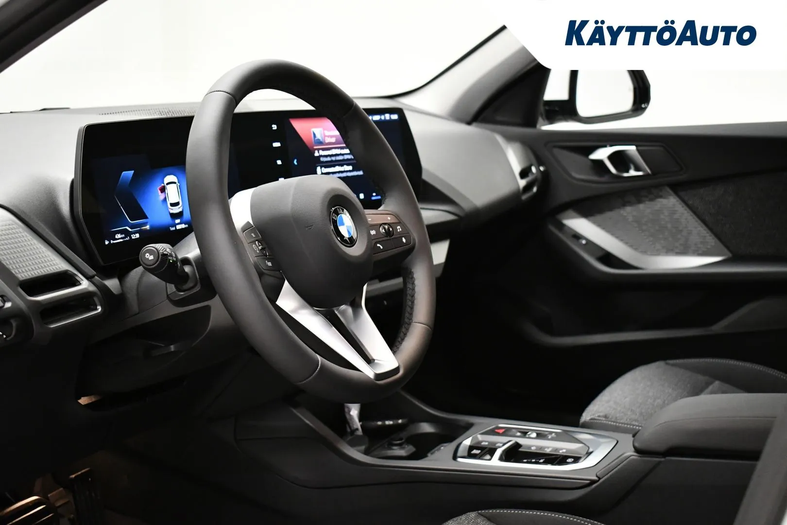 BMW 120 JOL-284 carousel image