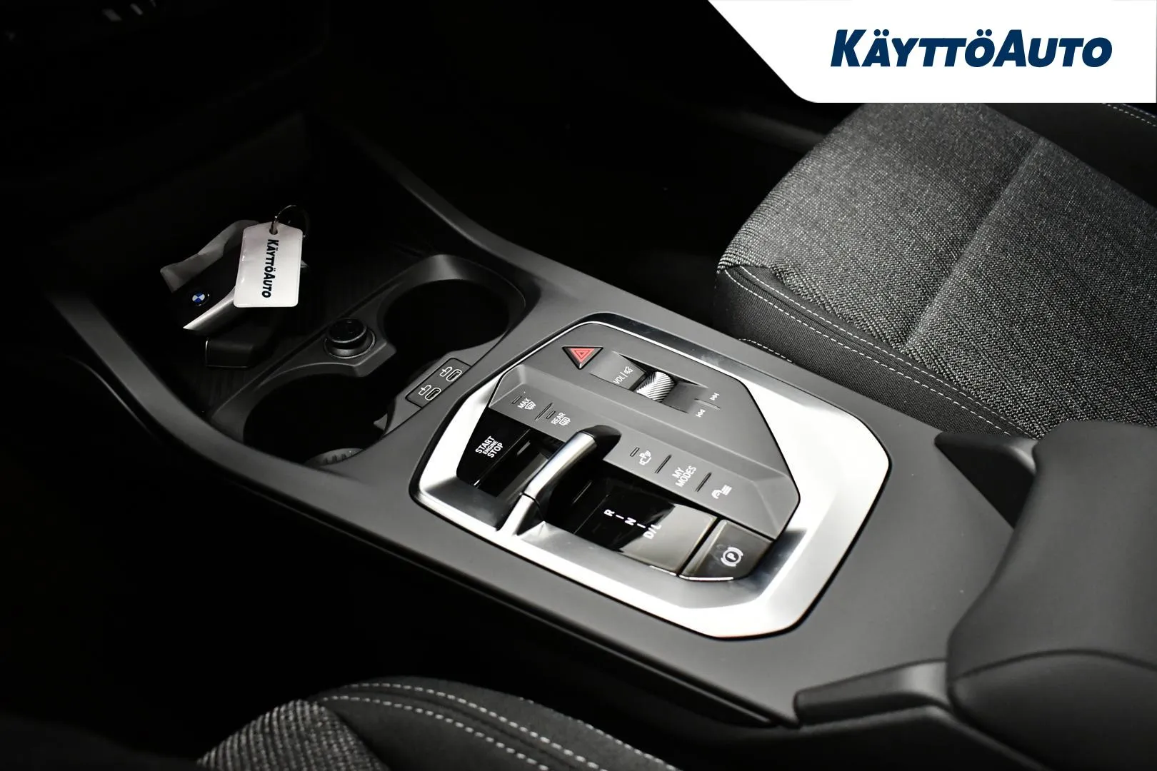 BMW 120 JOL-285 carousel image