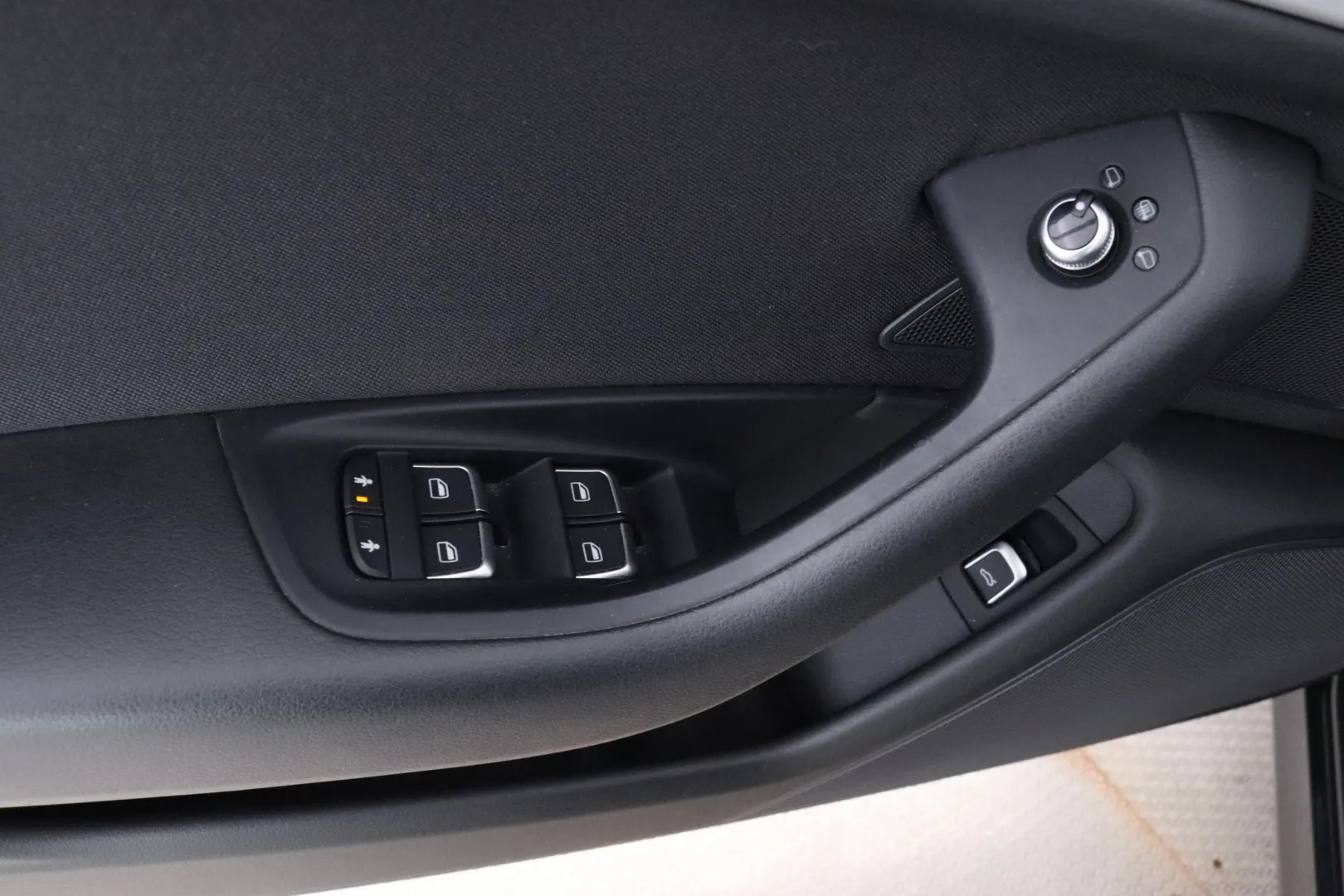 AUDI A6 CJU-193 carousel image