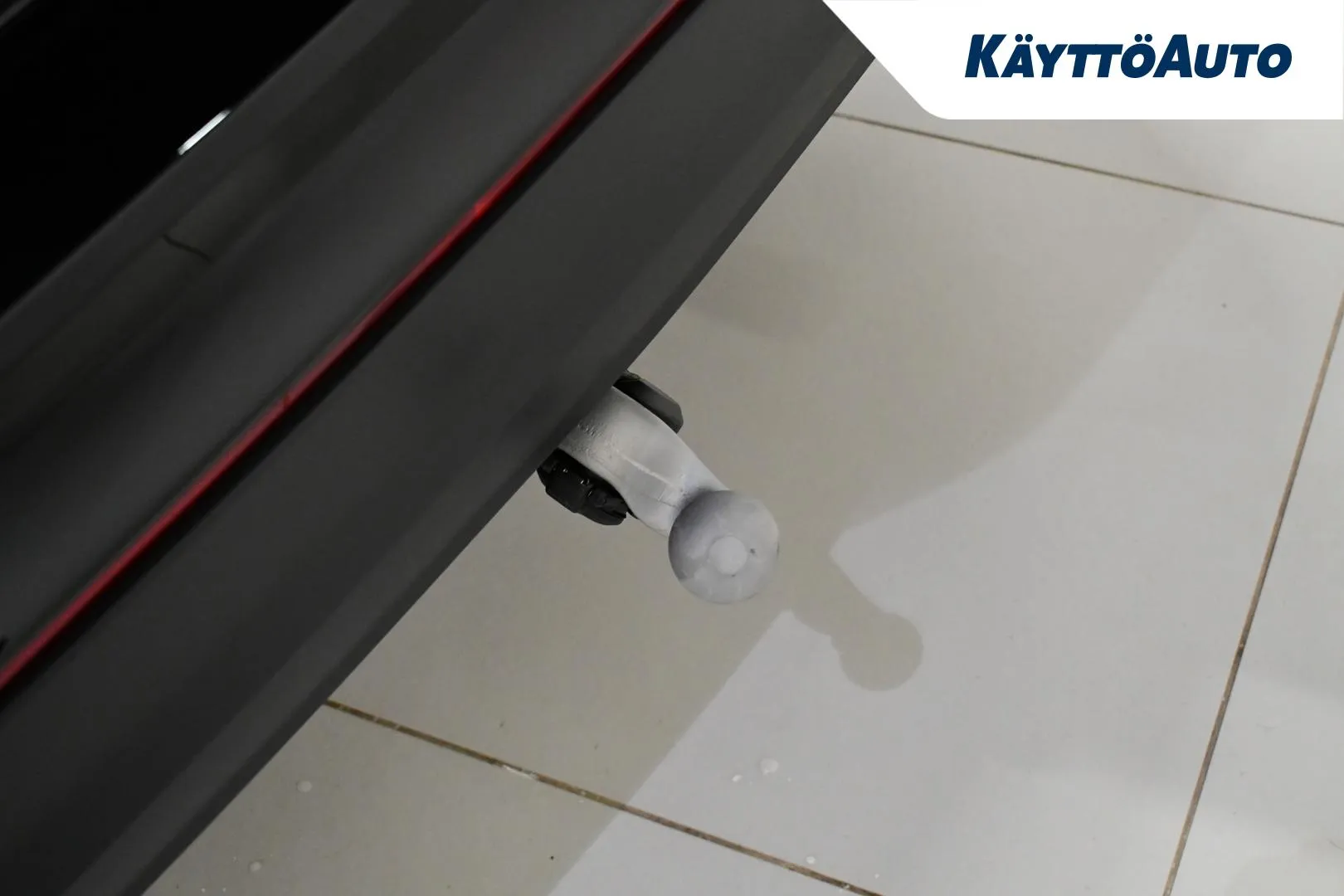 Volkswagen Tiguan GRP-201 carousel image