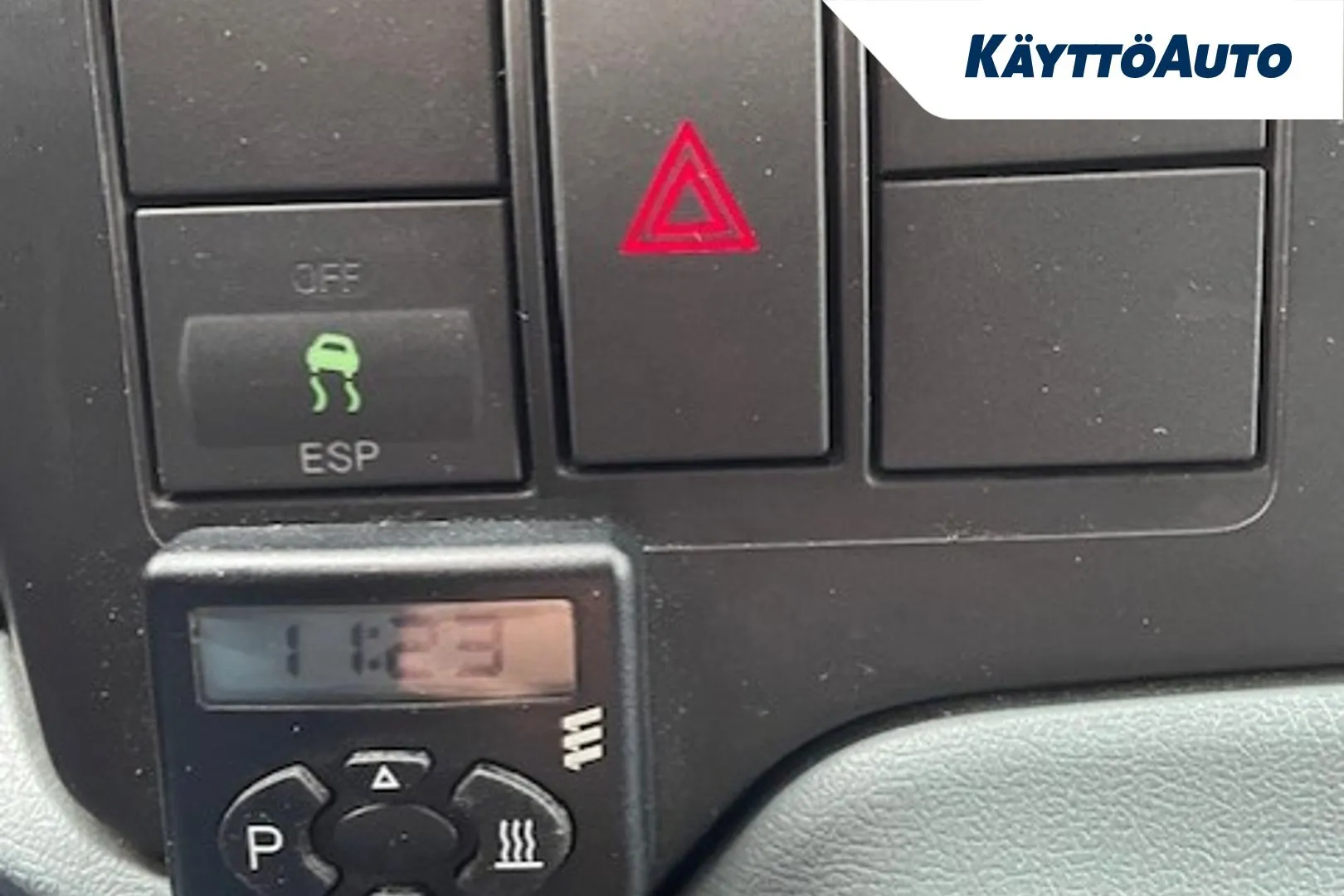 Ford Transit COU-864 carousel image