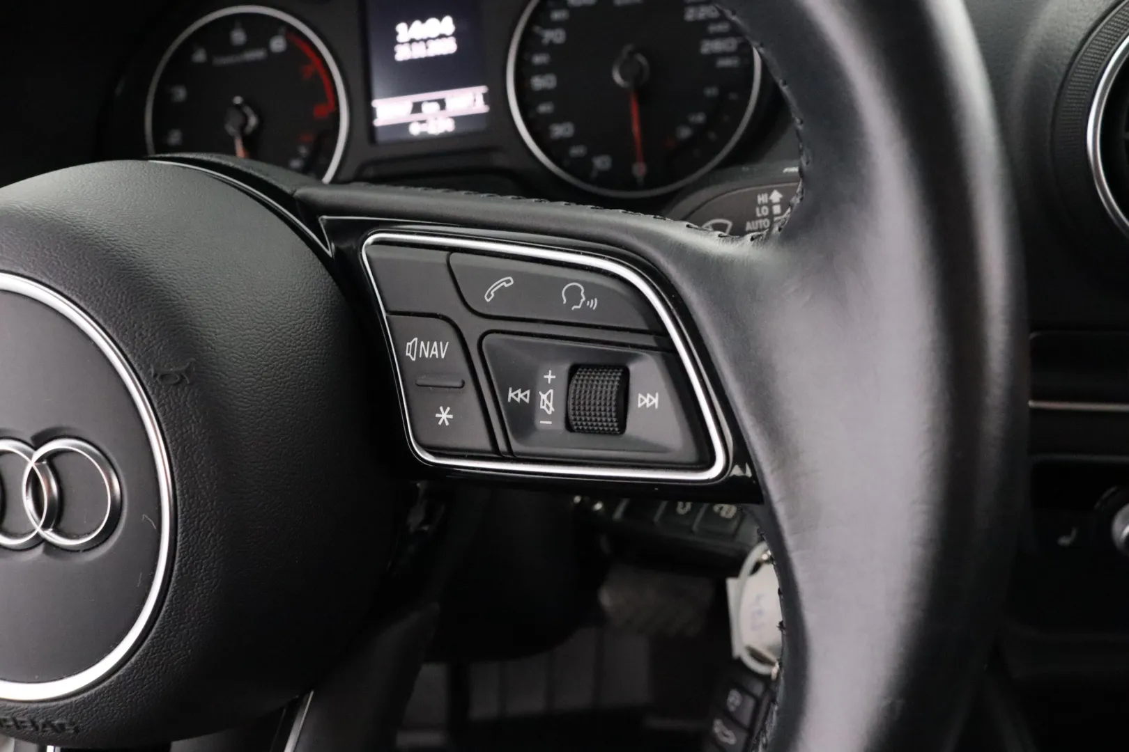 AUDI A3 SYT-574 carousel image