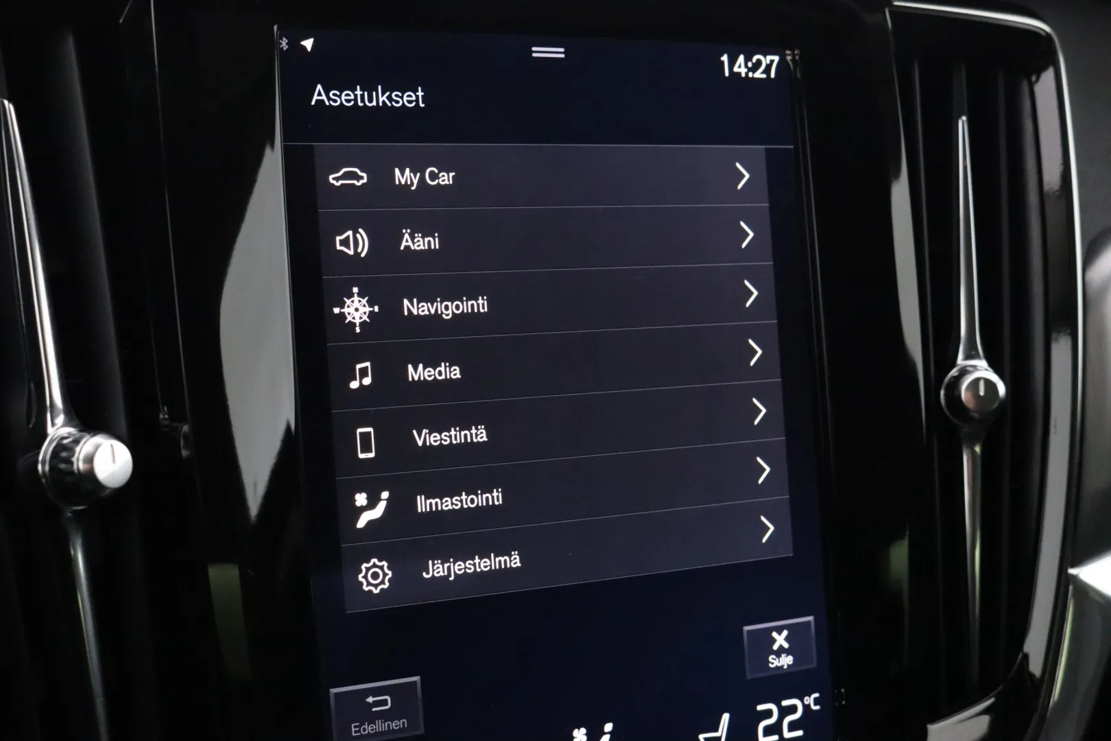 VOLVO S90 SMN-915 carousel image