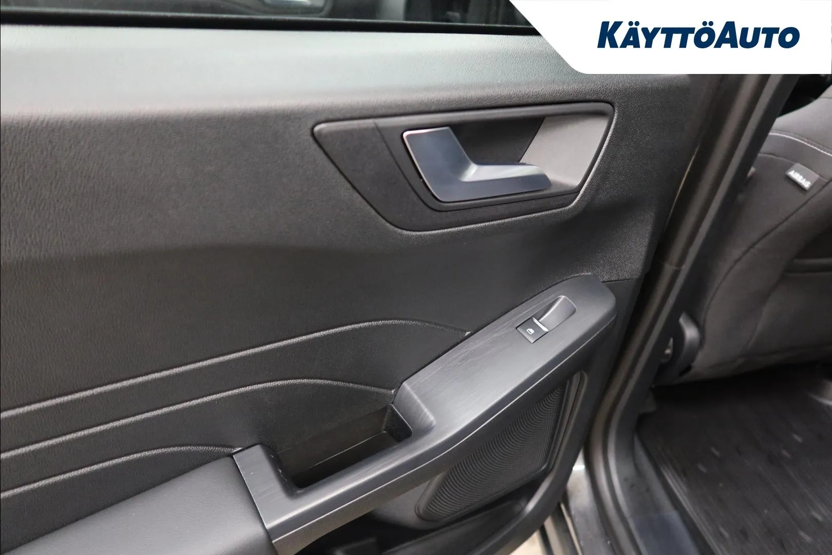 FORD Kuga CSC-755 carousel image