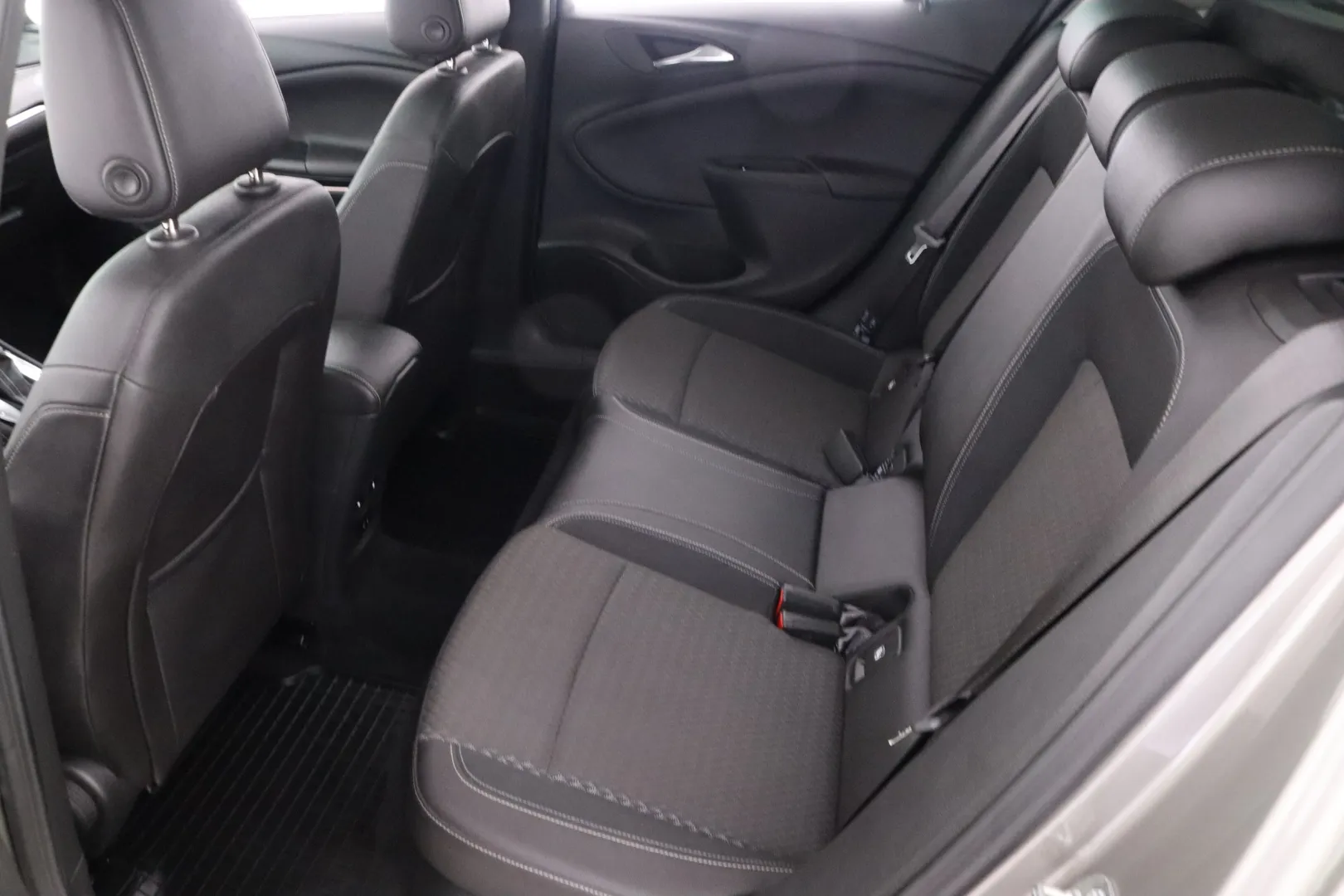 OPEL Astra RSK-742 carousel image