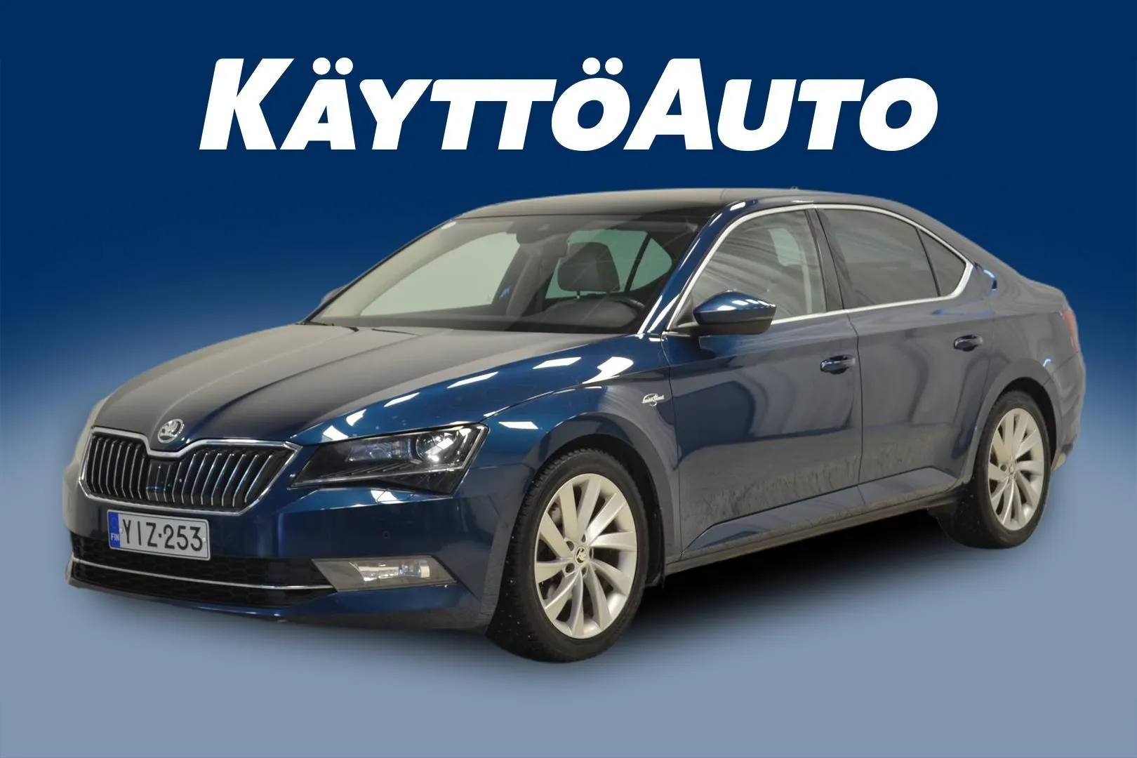 SKODA Superb YIZ-253 carousel image