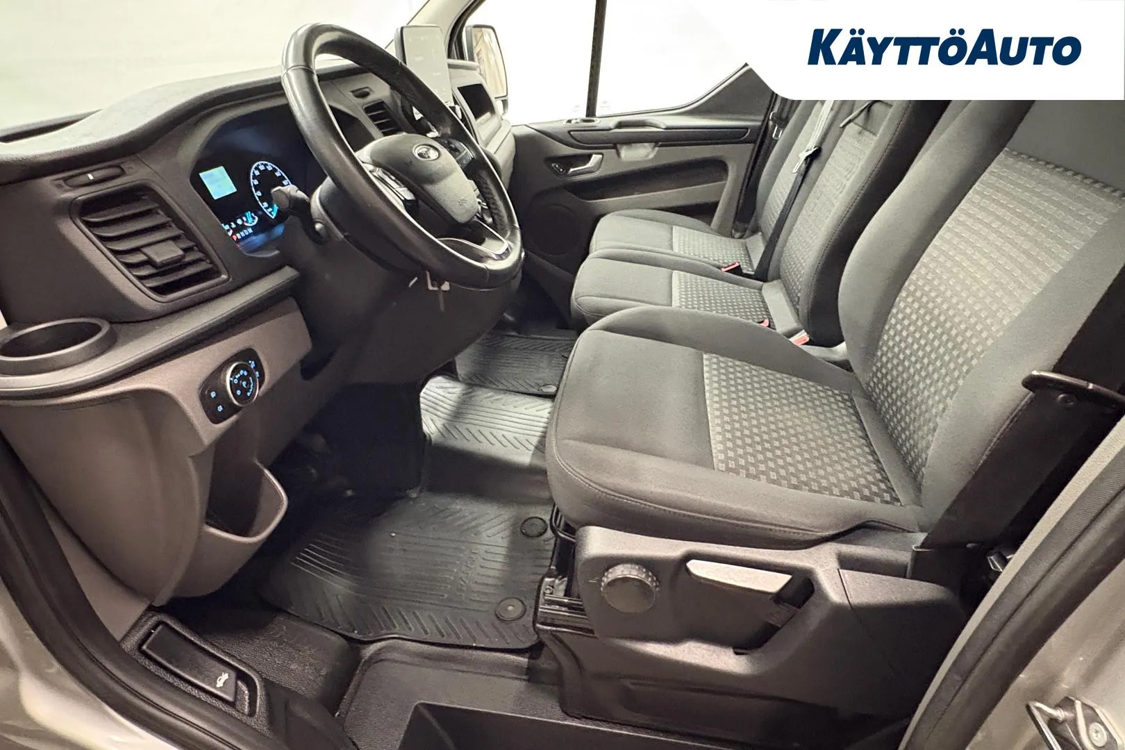 FORD Transit Custom ION-202 carousel image