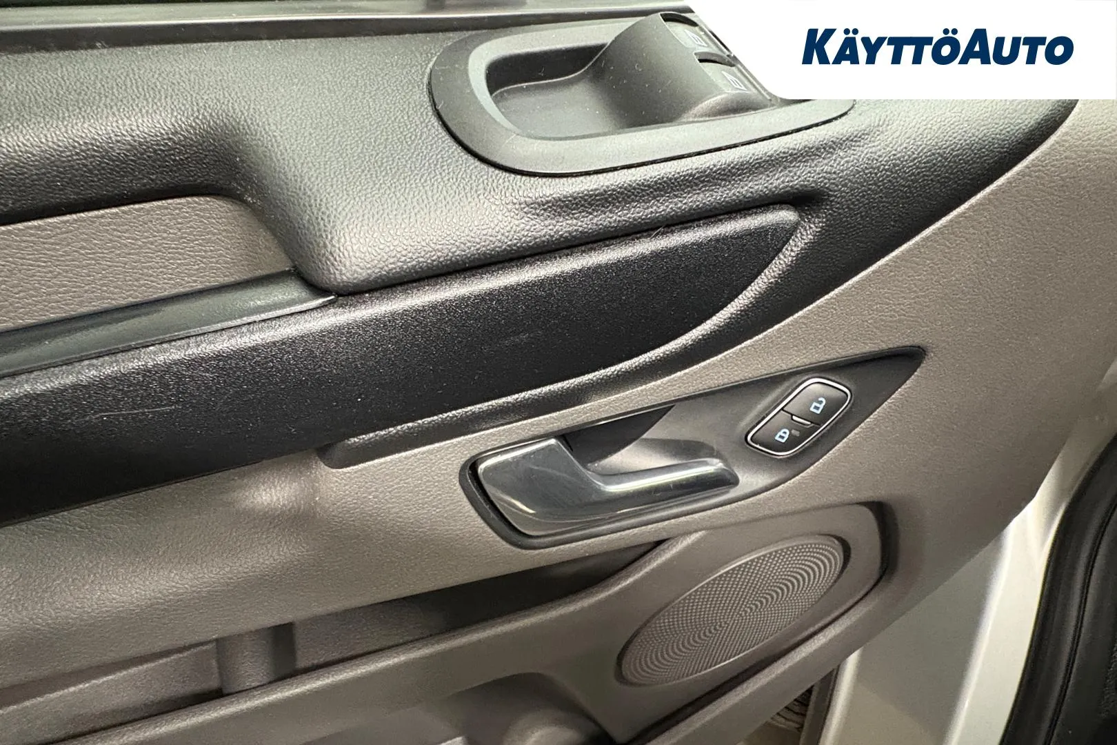 FORD Transit Custom ION-202 carousel image