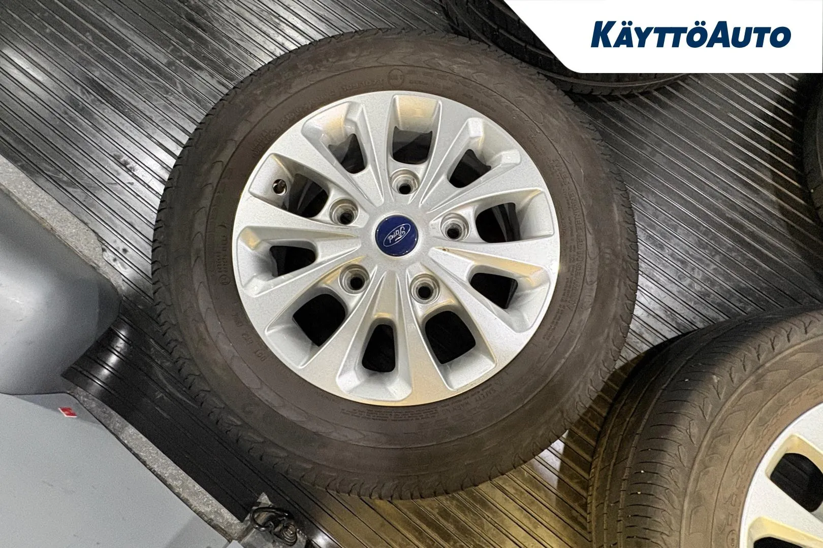 FORD Transit Custom ION-202 carousel image