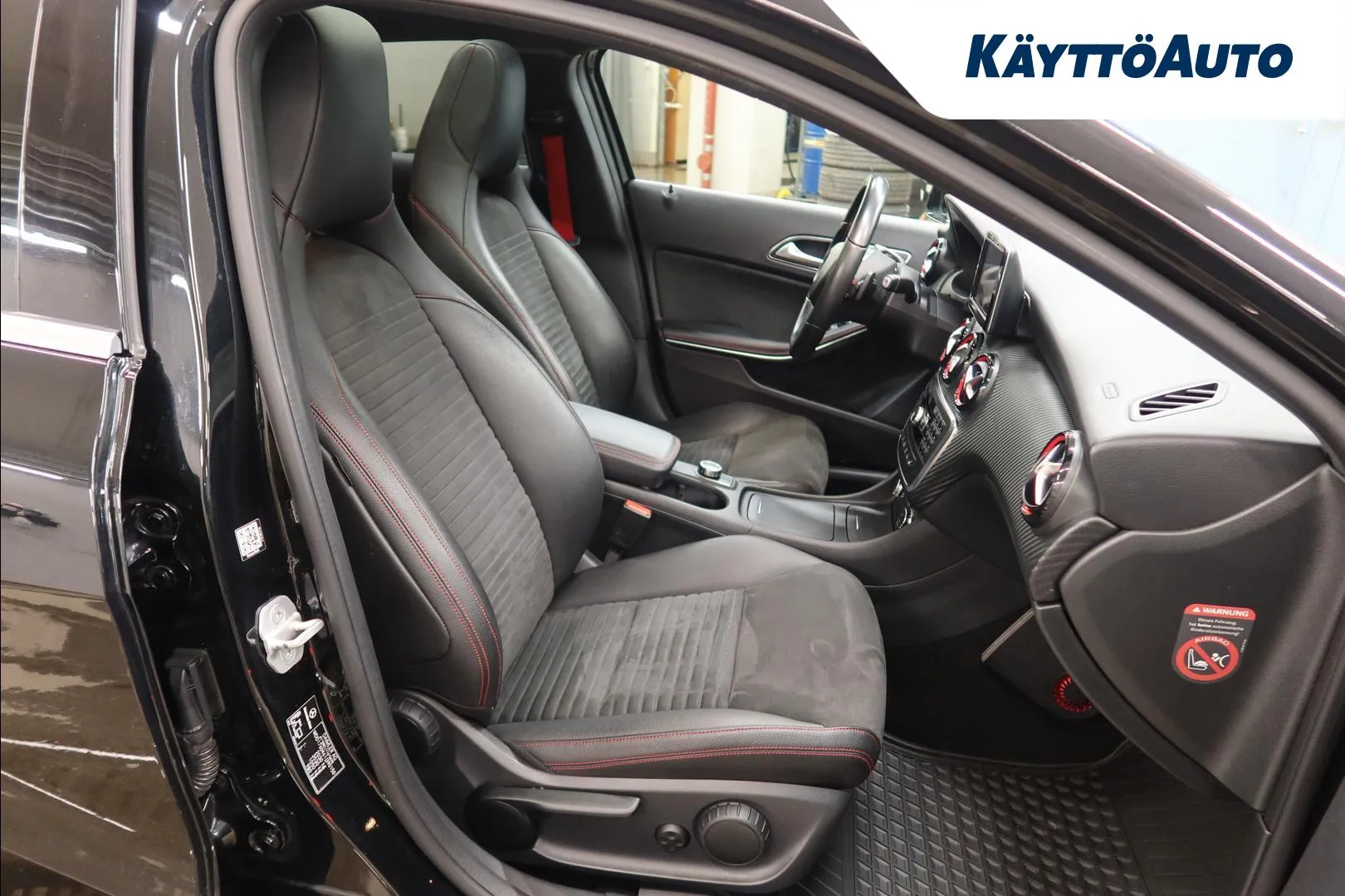 MERCEDES-BENZ A SYT-901 carousel image