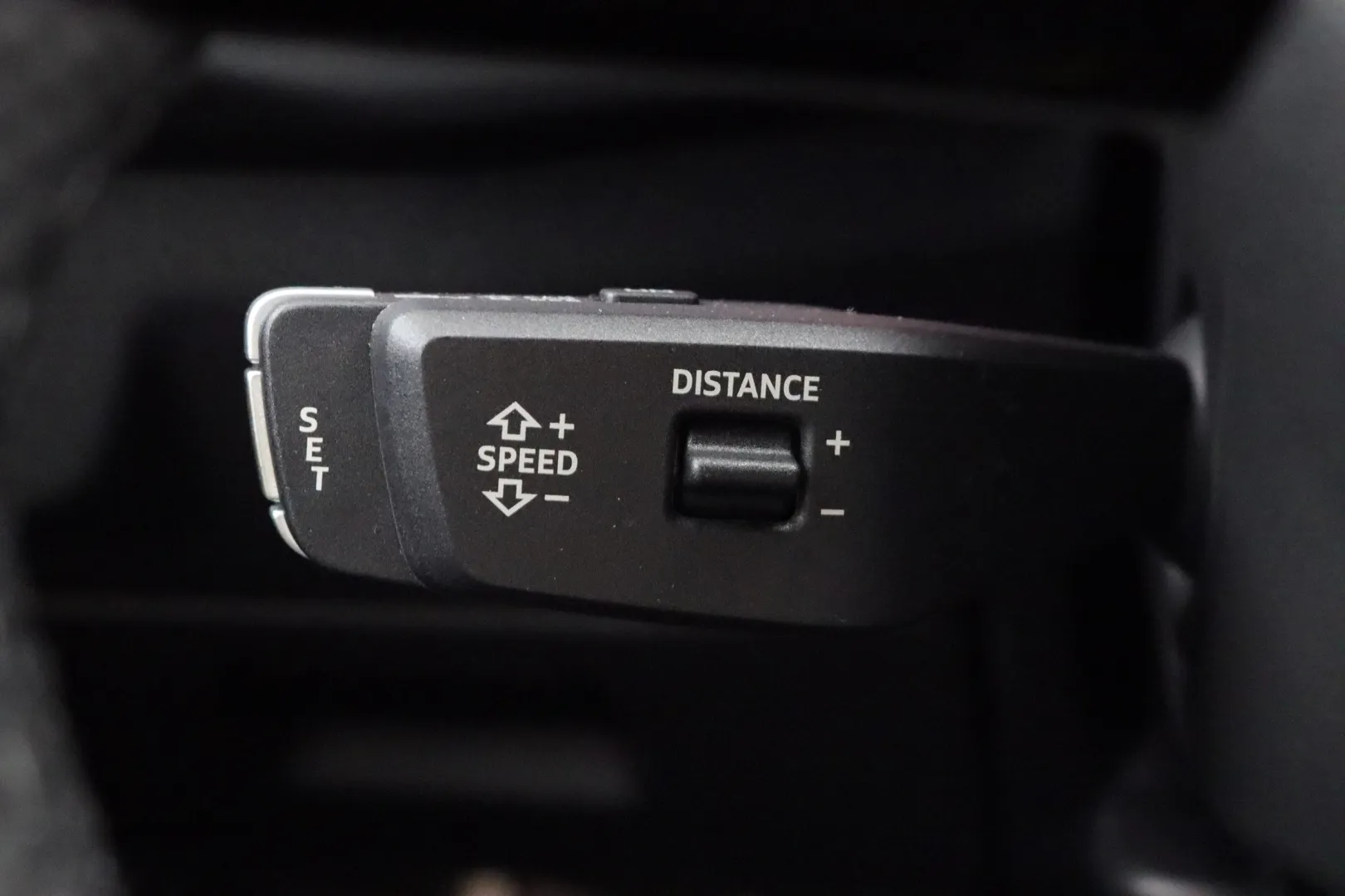 Audi Q3 LTN-261 carousel image