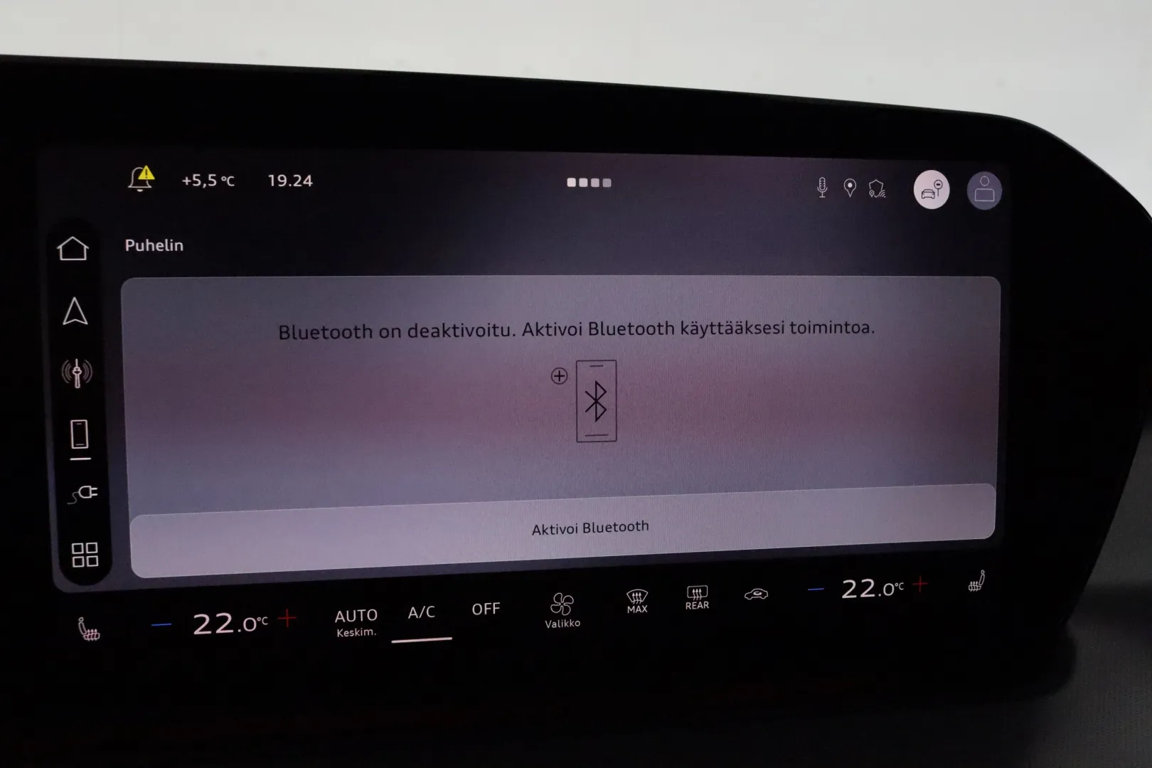 Audi Q3 LTN-261 carousel image