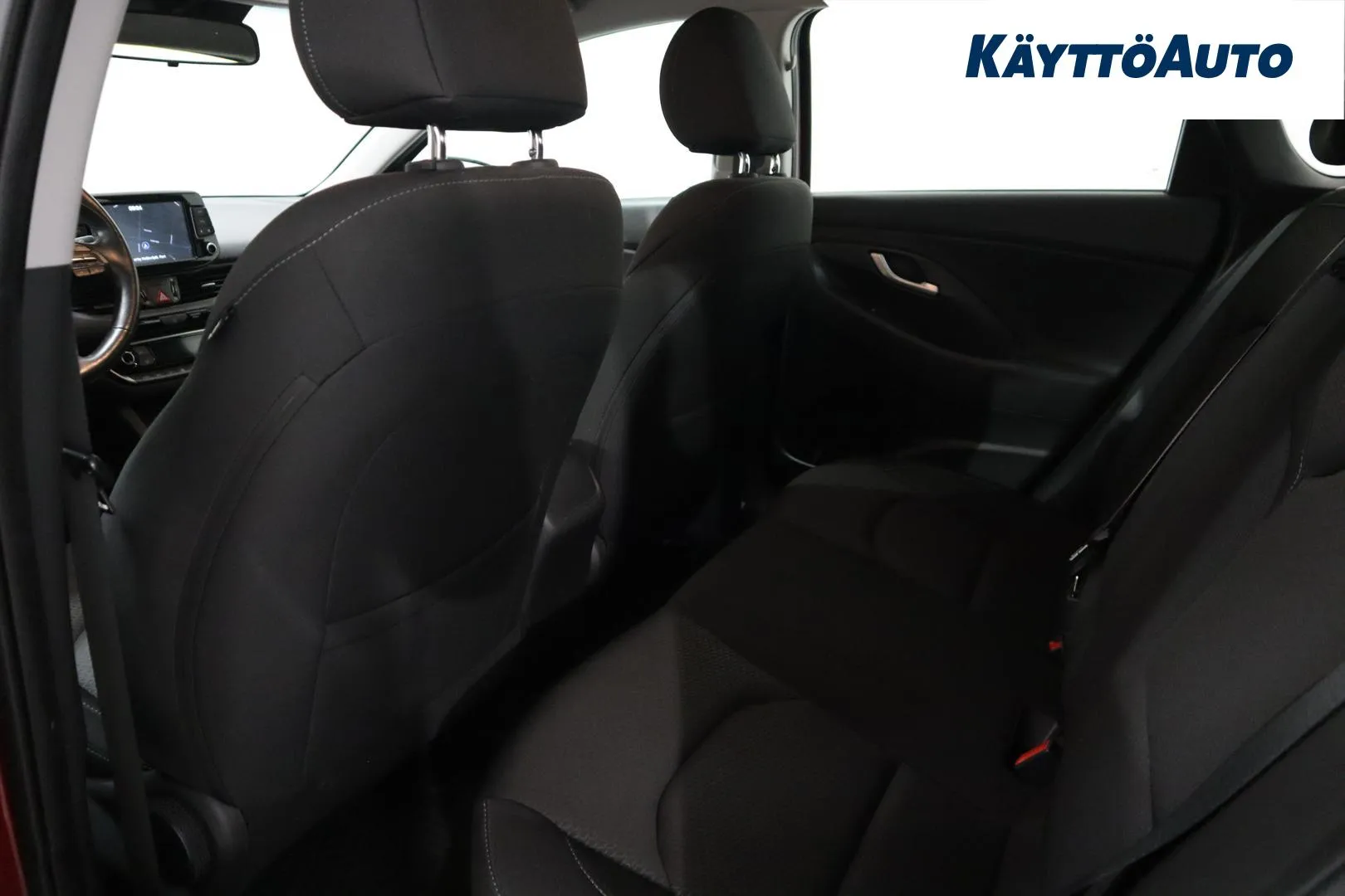 HYUNDAI i30 Hatchback XNN-776 carousel image