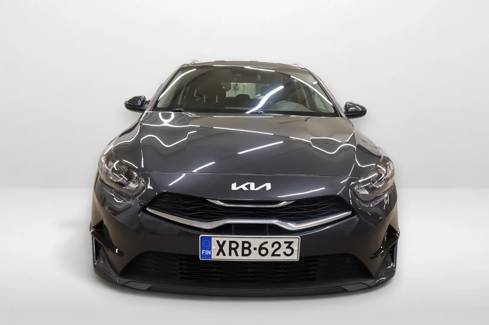 KIA Ceed XRB-623 carousel image