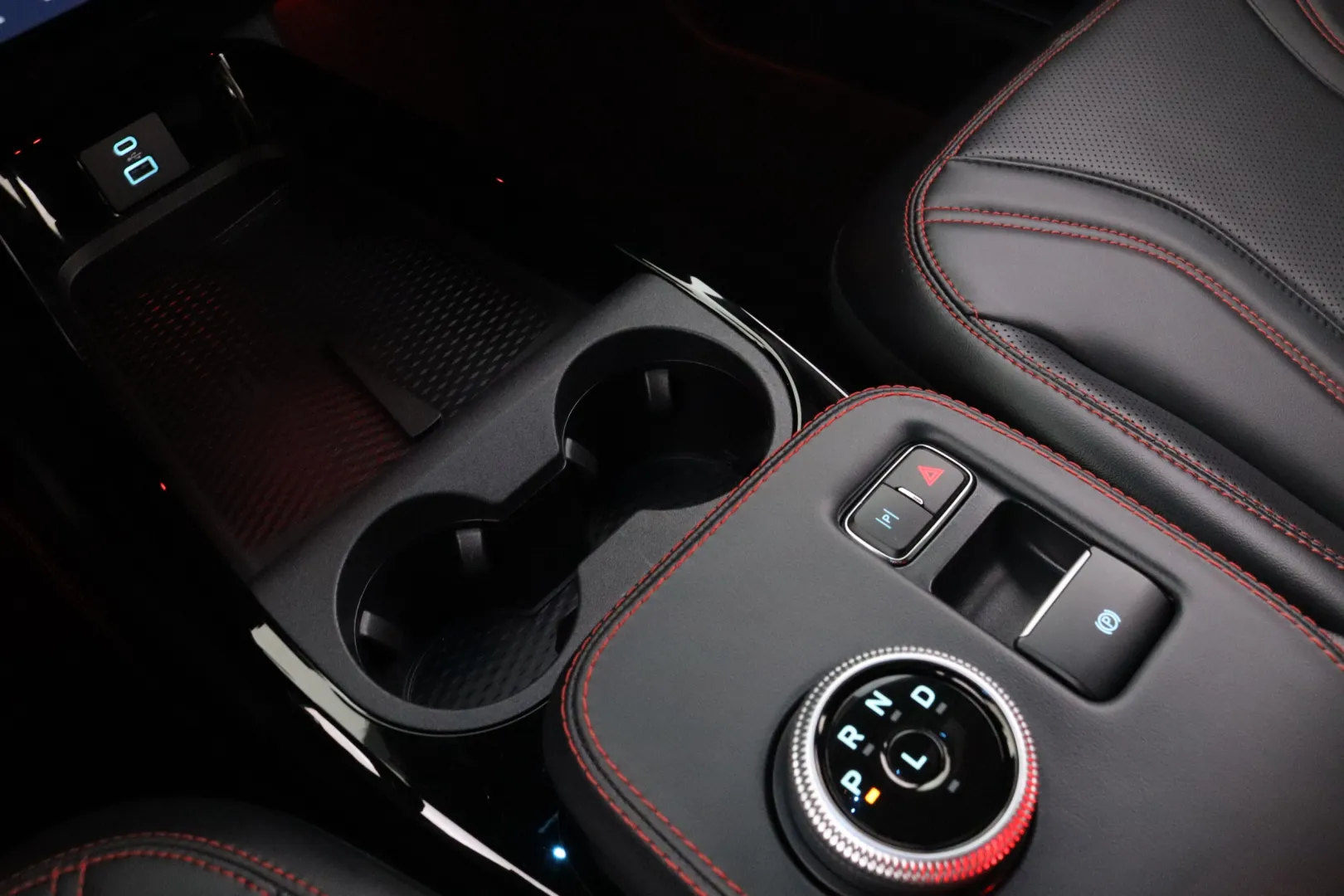 FORD Mustang Mach-E CRP-159 carousel image