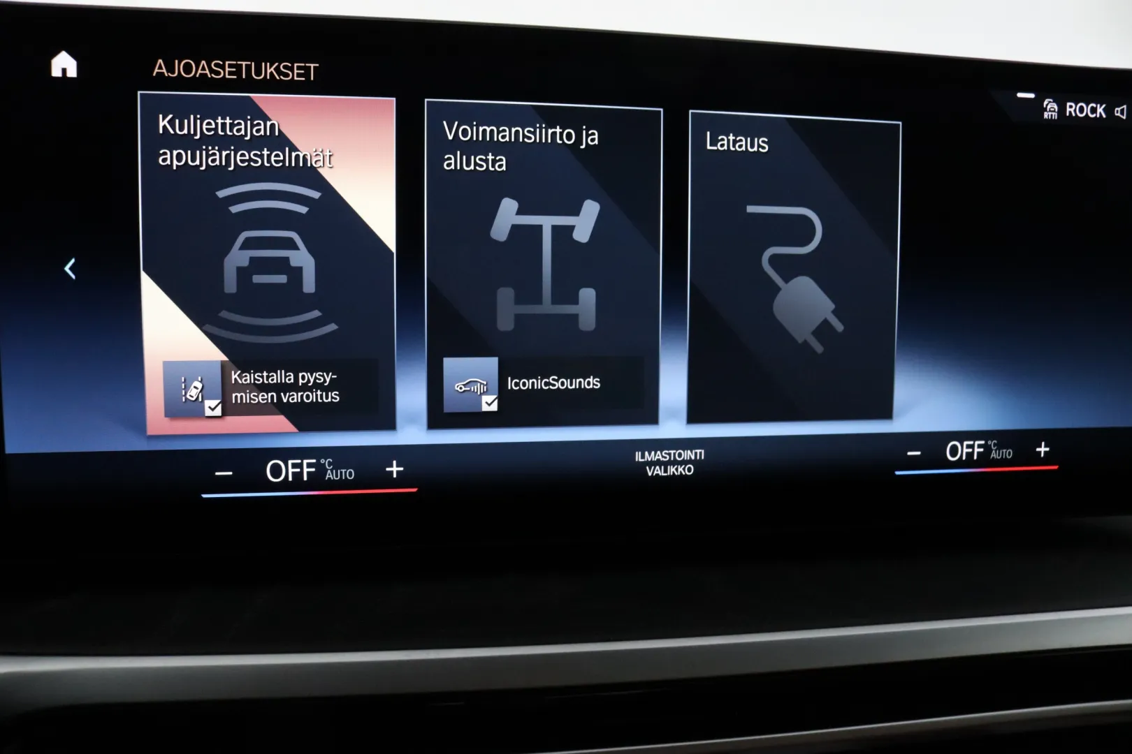 BMW i4 YMA-569 carousel image