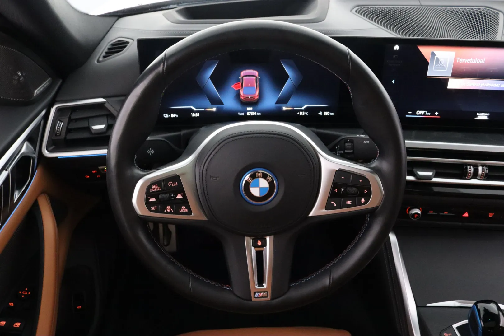 BMW i4 YMA-569 carousel image