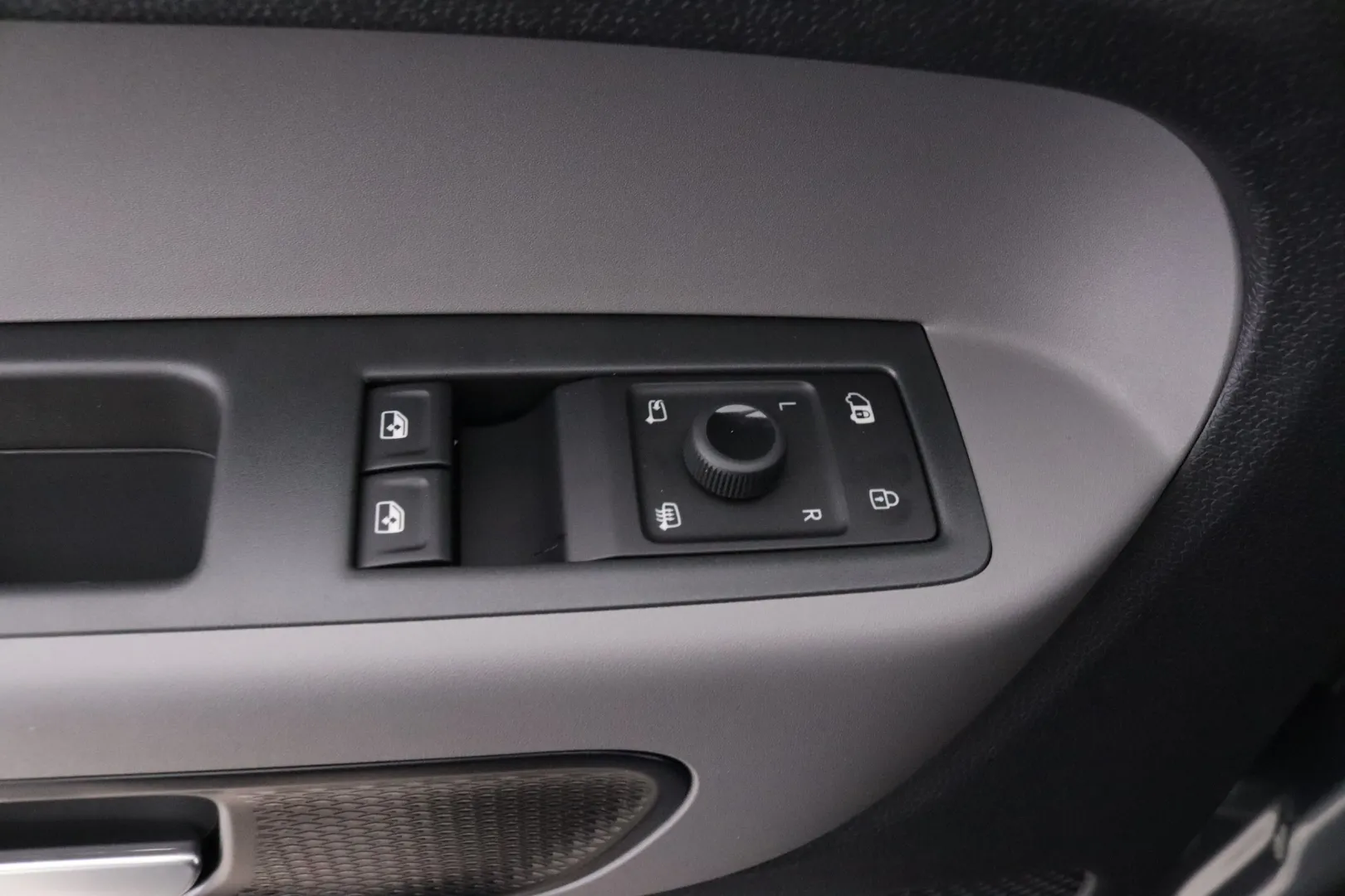 Volkswagen ID. Buzz KXP-578 carousel image