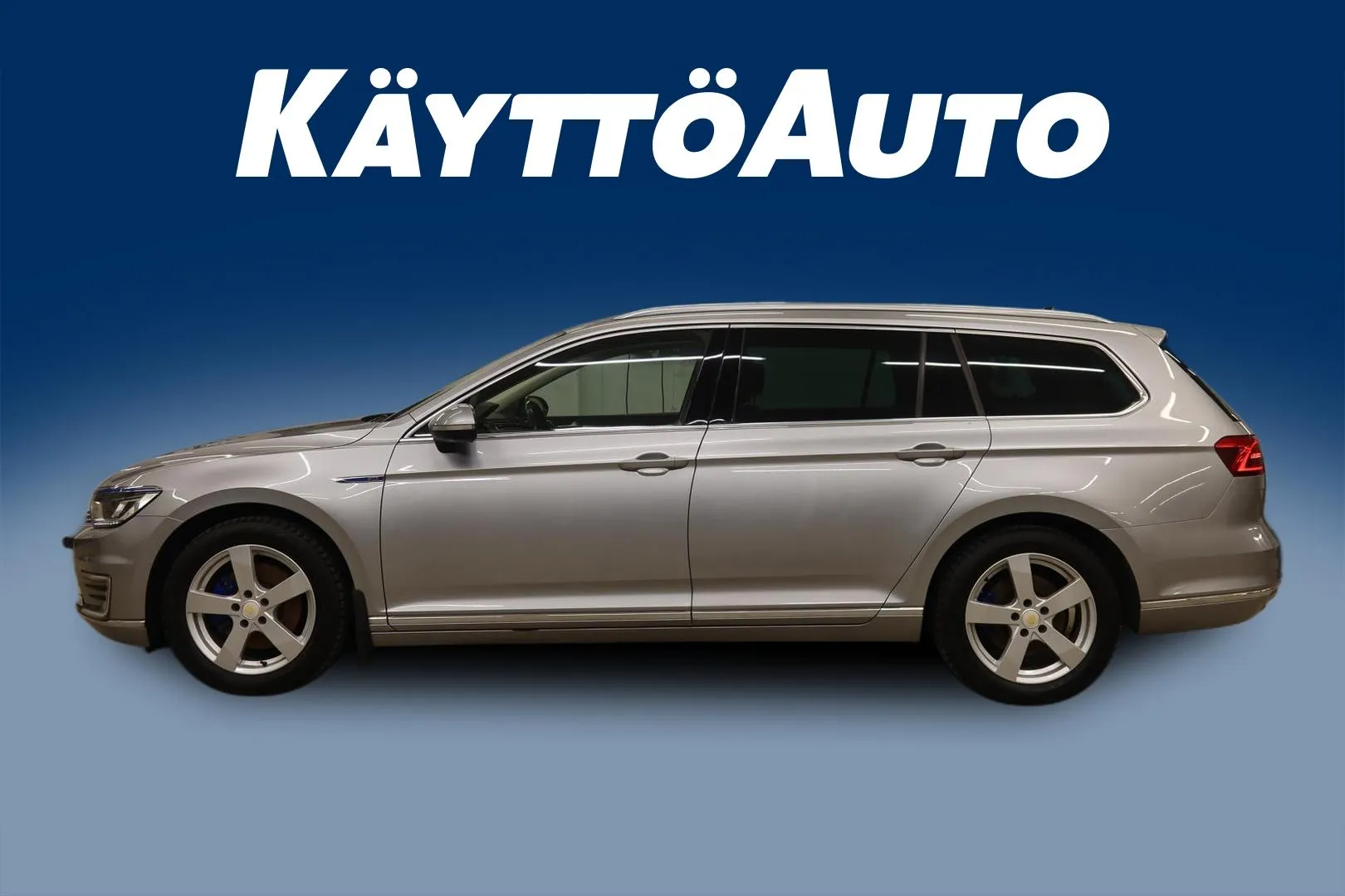 Volkswagen Passat NMO-732 carousel image