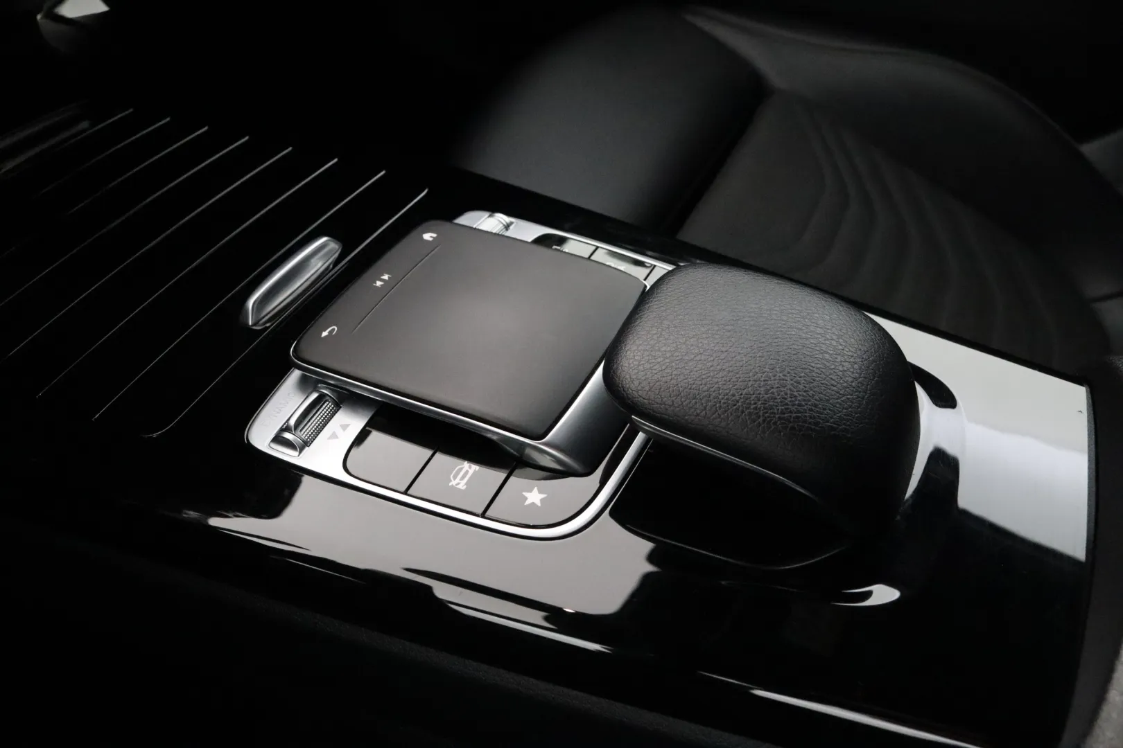 MERCEDES-BENZ A KTP-355 carousel image