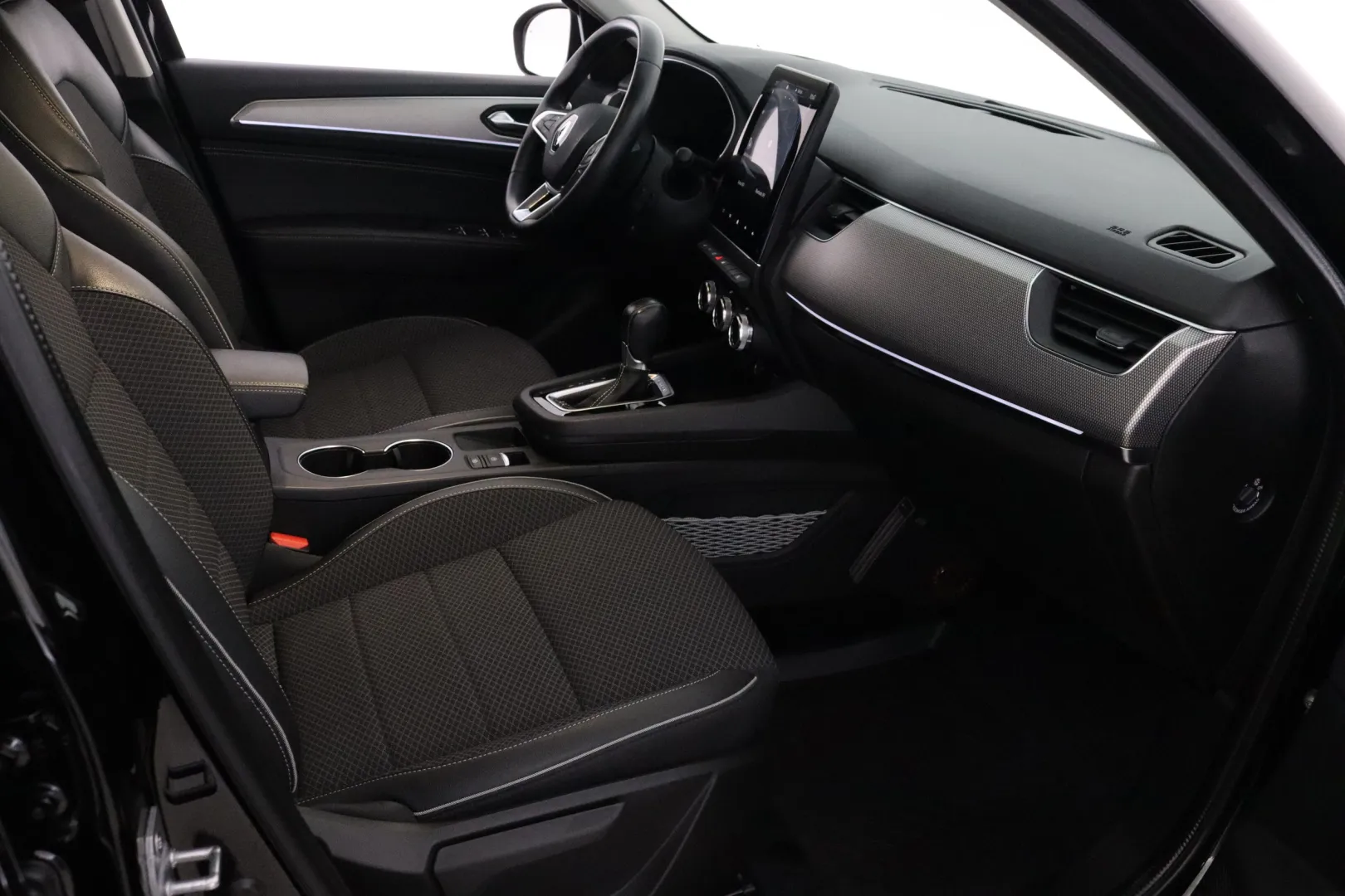 Renault Arkana MOC-928 carousel image