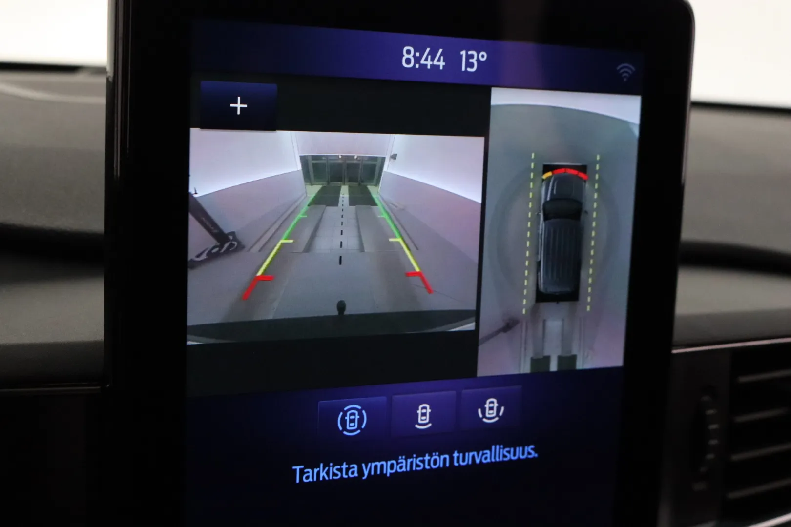 FORD Explorer KUH-707 carousel image