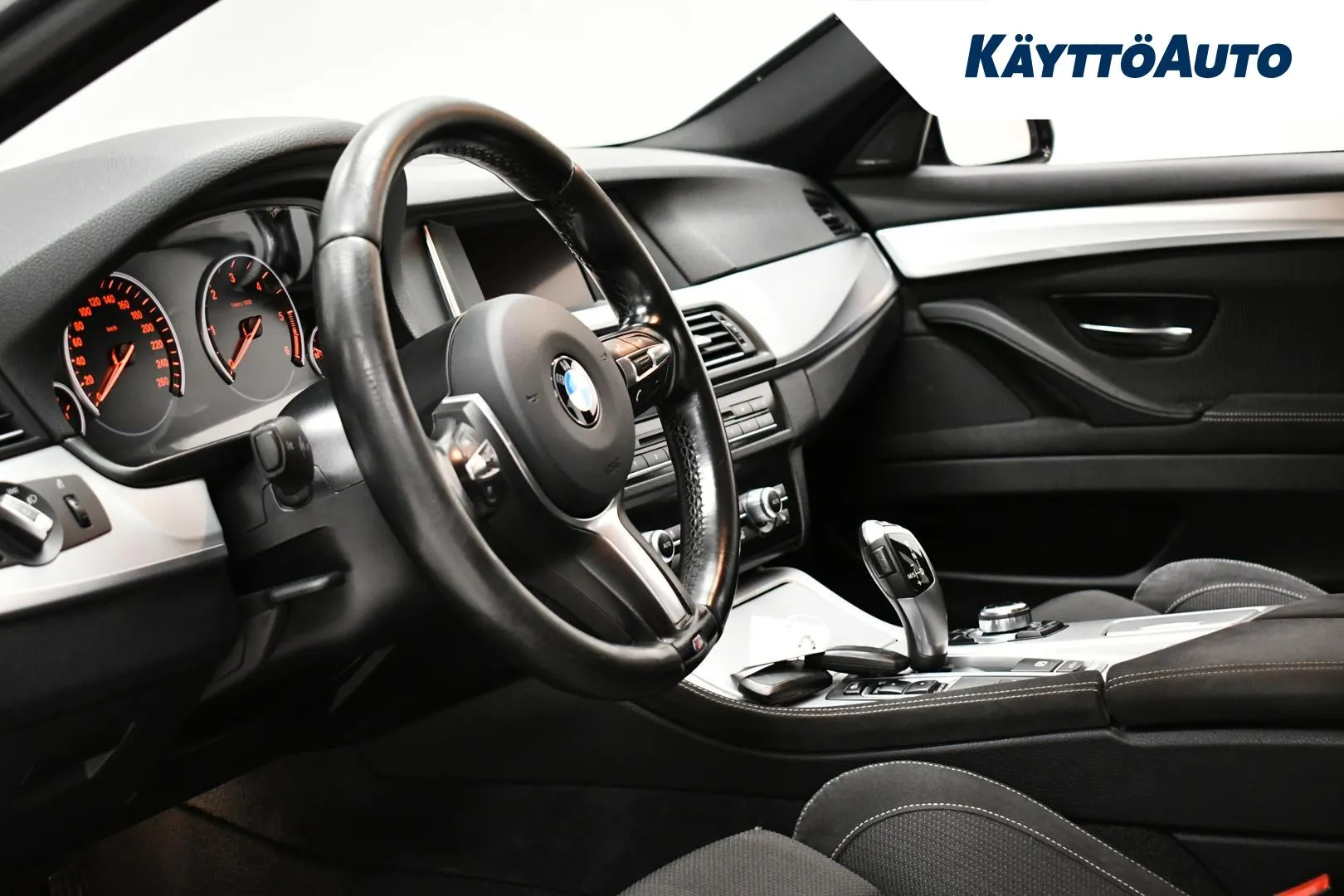 BMW 530 GPH-618 carousel image