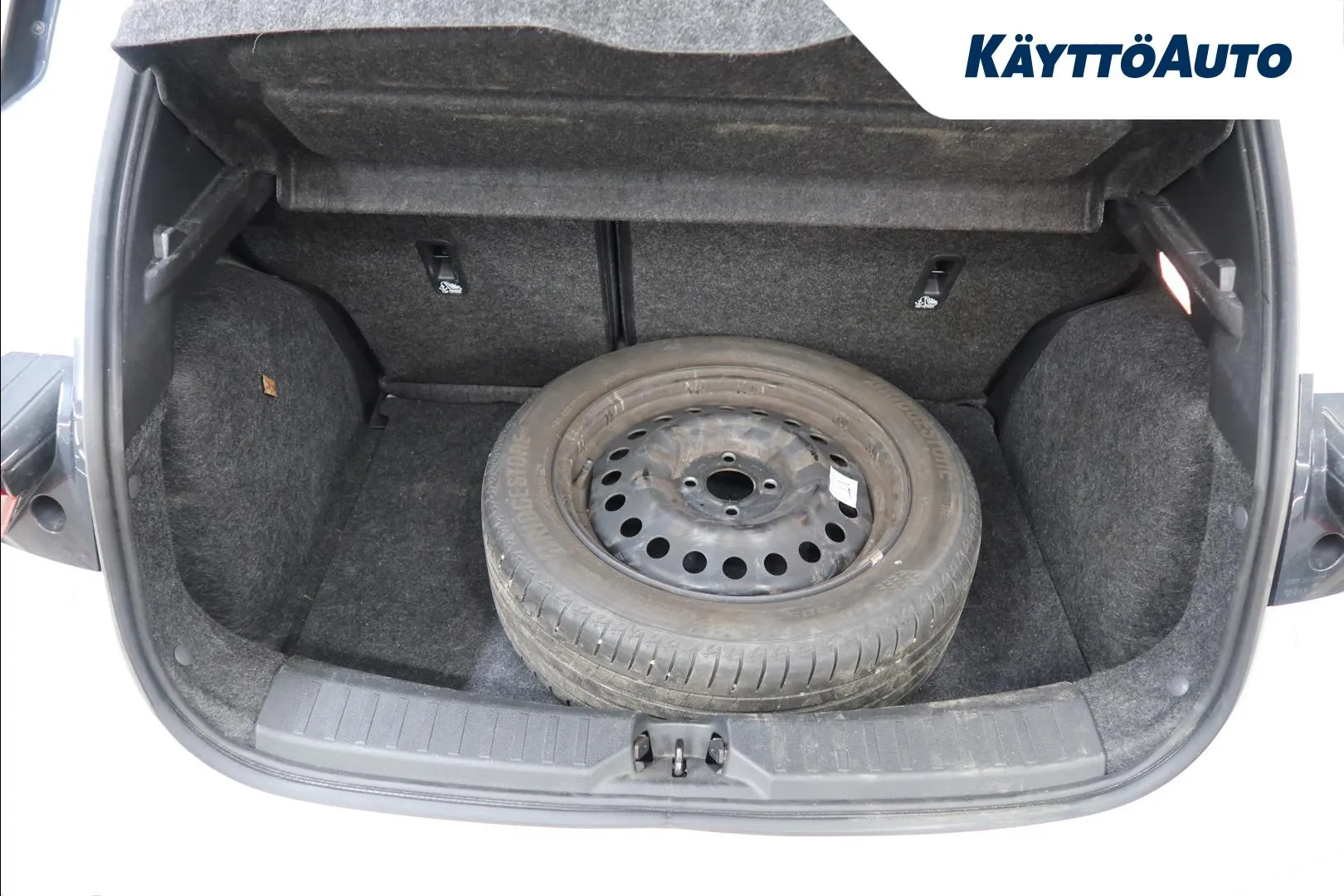 Nissan Micra SOT-453 carousel image