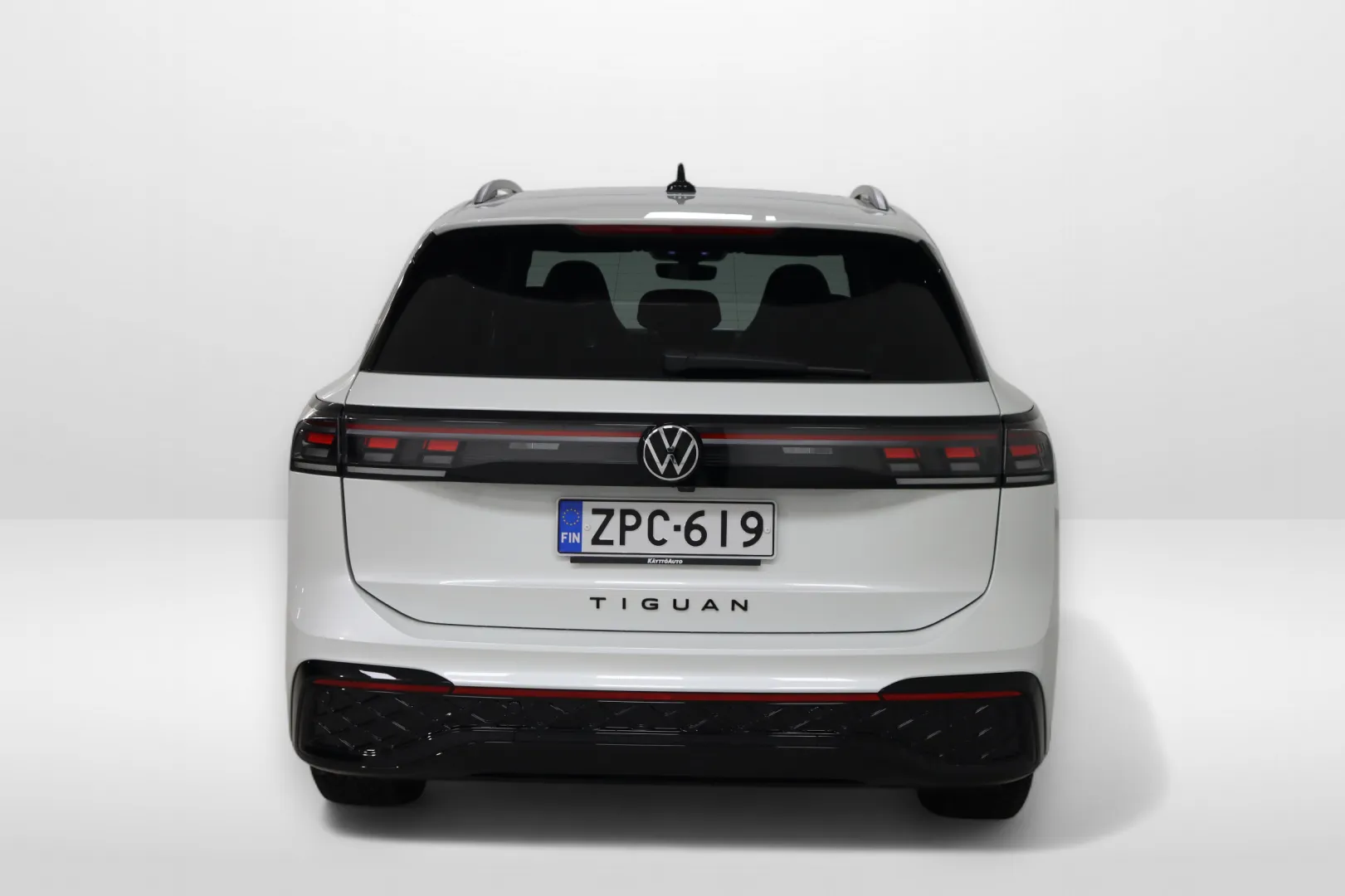VOLKSWAGEN Tiguan ZPC-619 carousel image