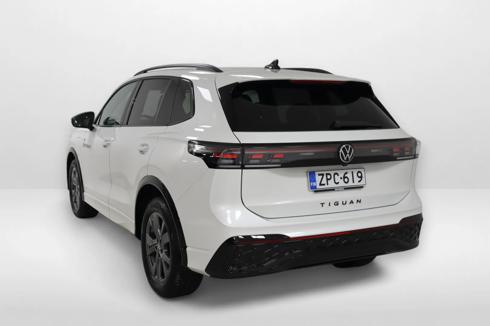 VOLKSWAGEN Tiguan ZPC-619 carousel image