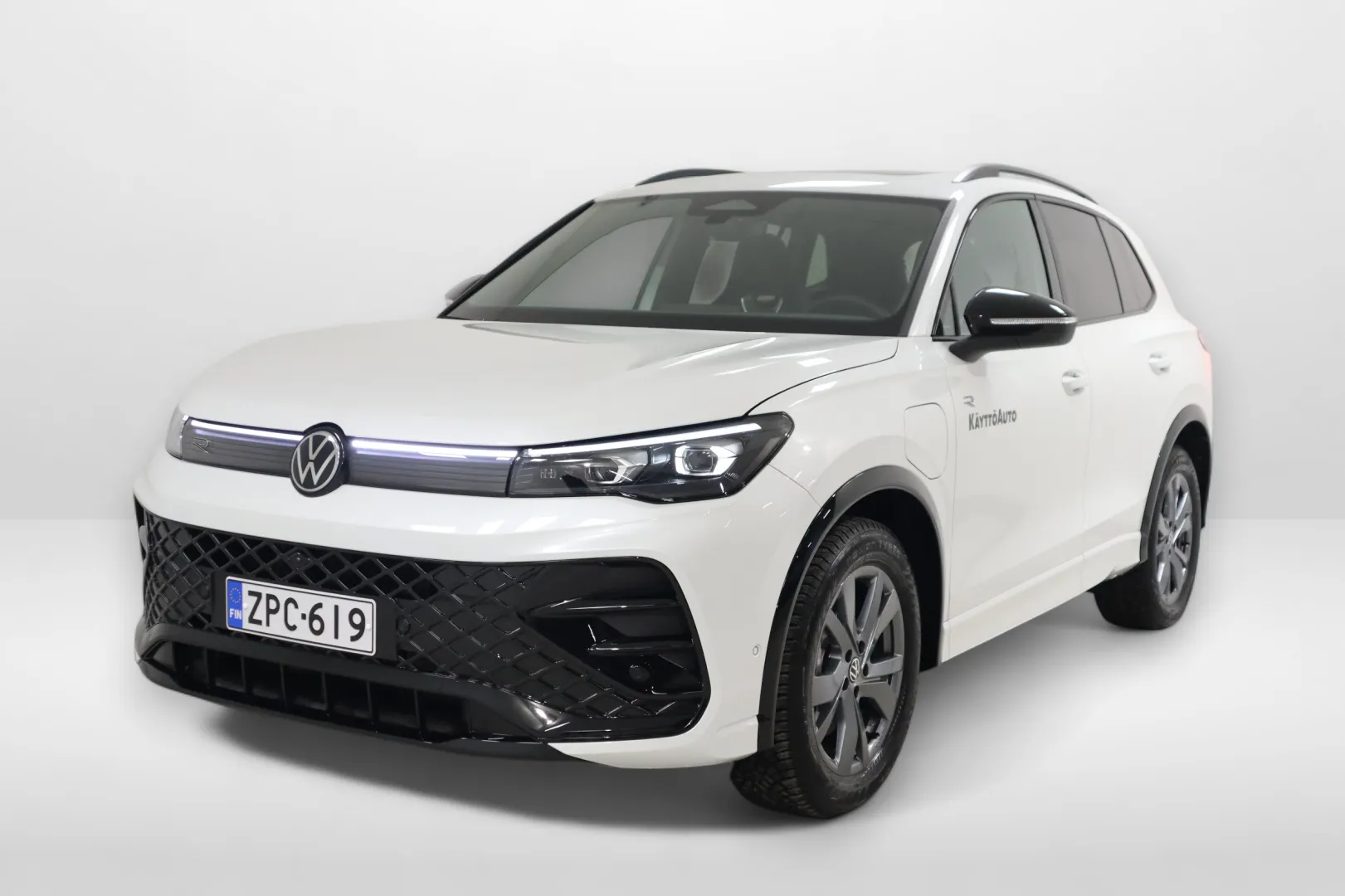 VOLKSWAGEN Tiguan ZPC-619 carousel image