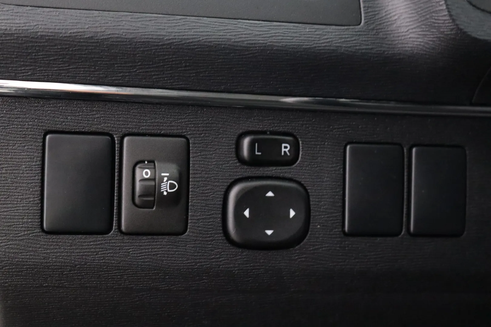 TOYOTA Avensis CTK-959 carousel image