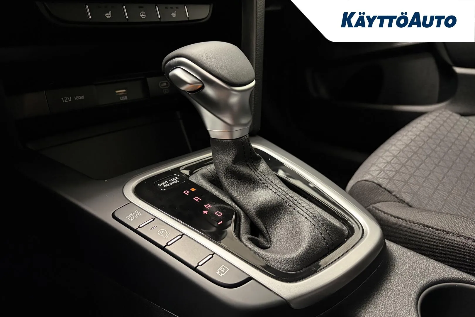 Kia Ceed MRL-755 carousel image