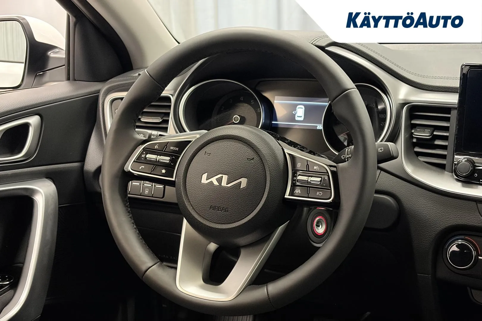 Kia Ceed NOA-520 carousel image