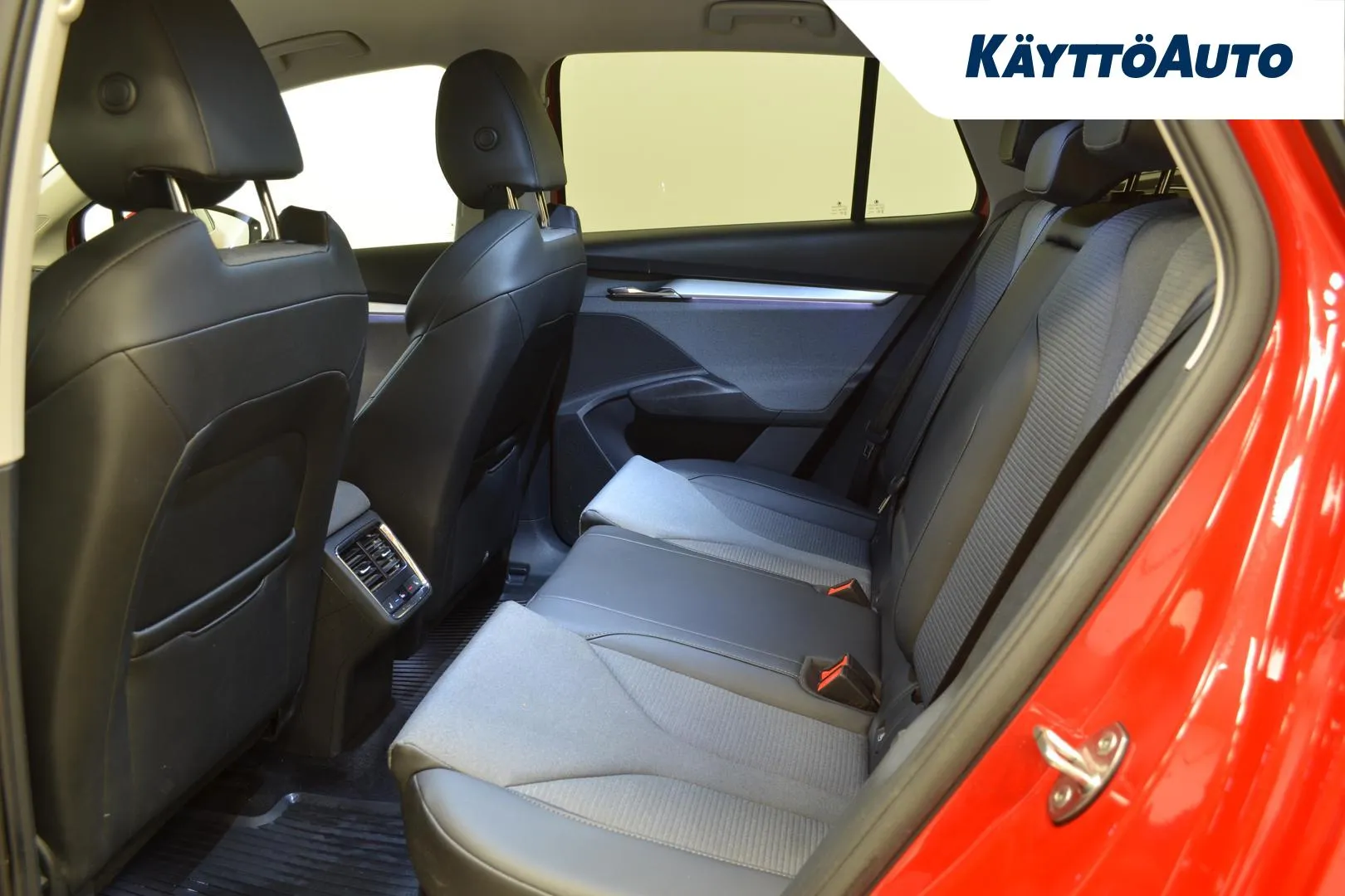 SKODA Enyaq OZY-908 carousel image