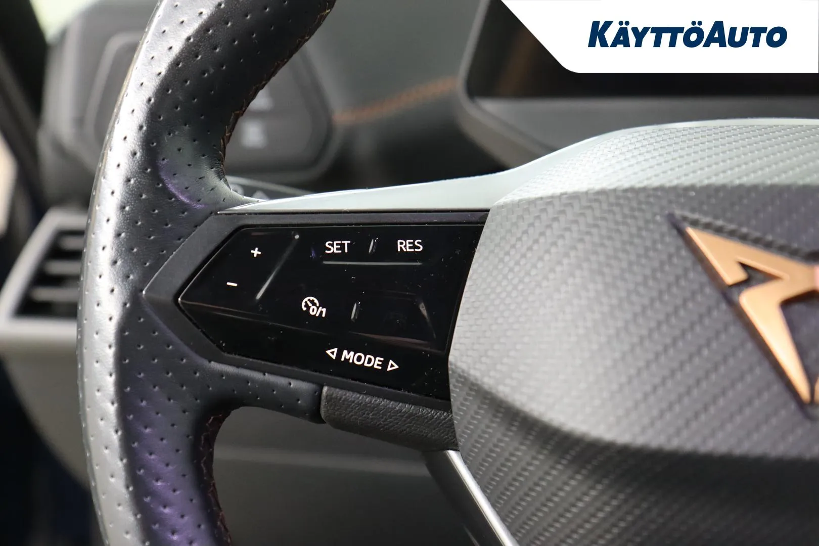 CUPRA Born FOZ-769 carousel image