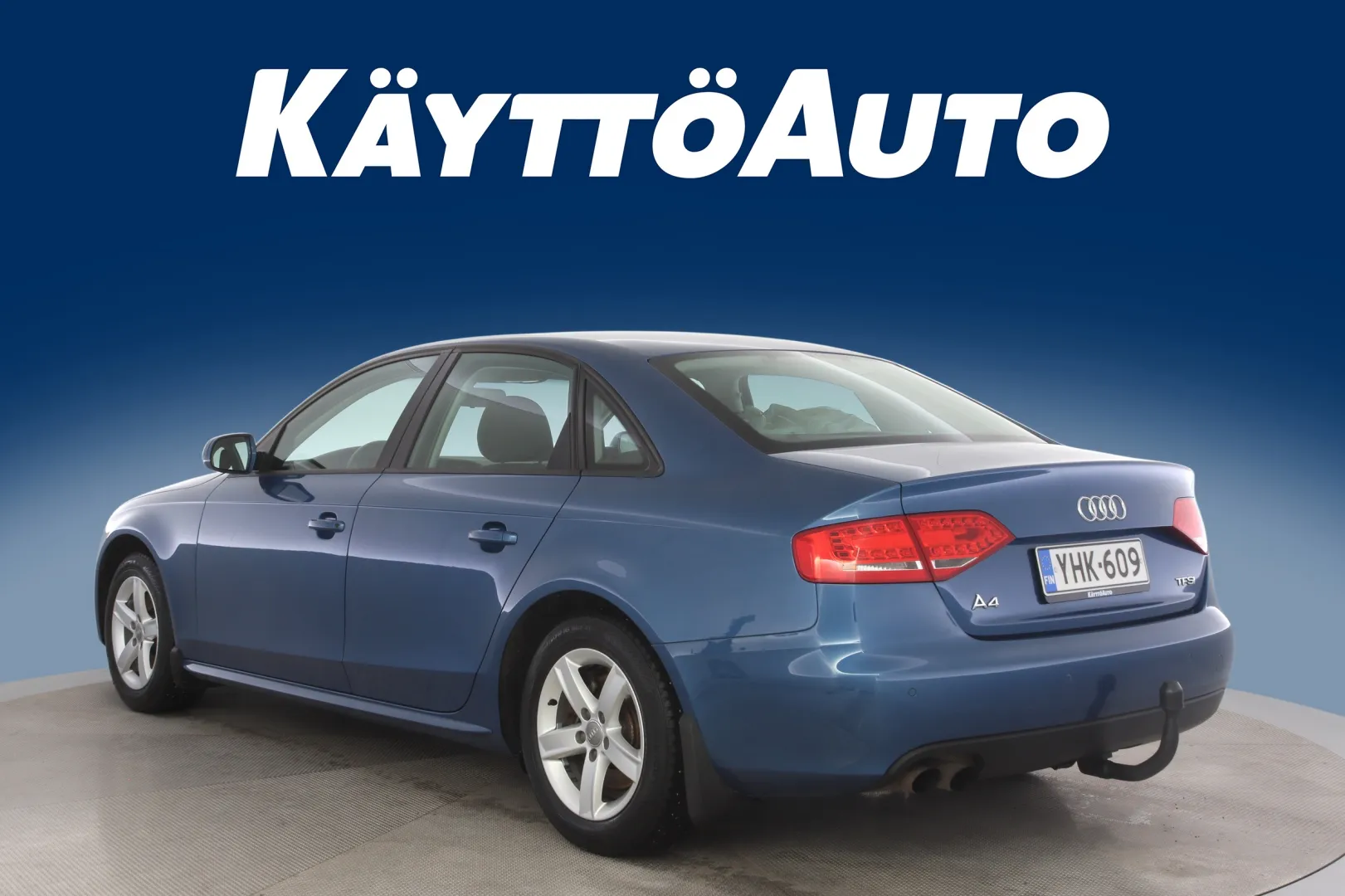AUDI A4 YHK-609 carousel image