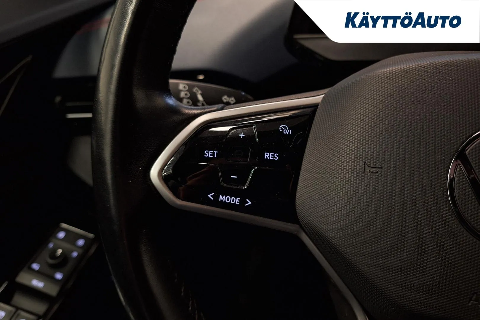 VOLKSWAGEN ID.4 FOT-570 carousel image